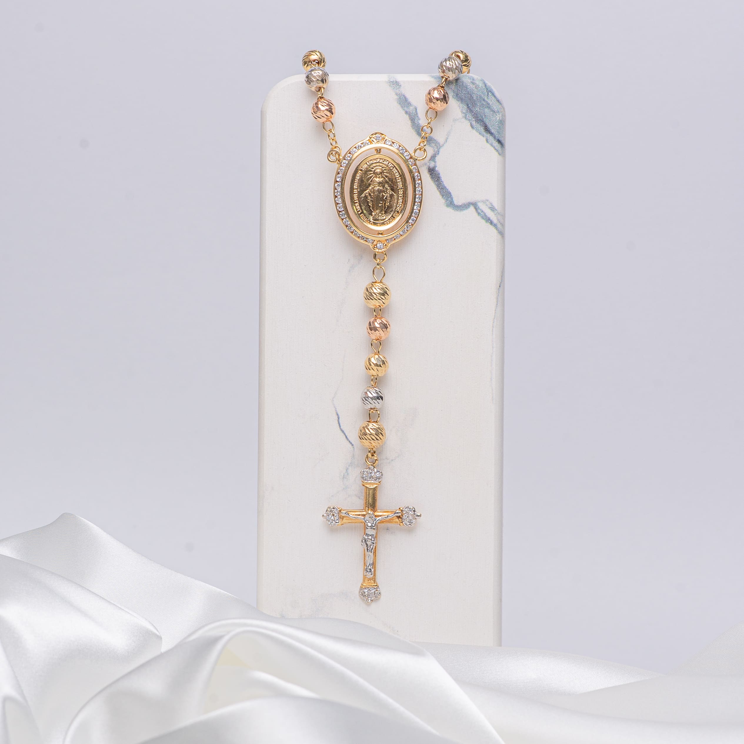 Rosario Tres Oros Grande Esferas Texturizadas Oro 18K