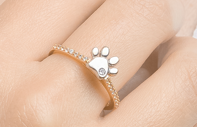 Anillo patica de perro