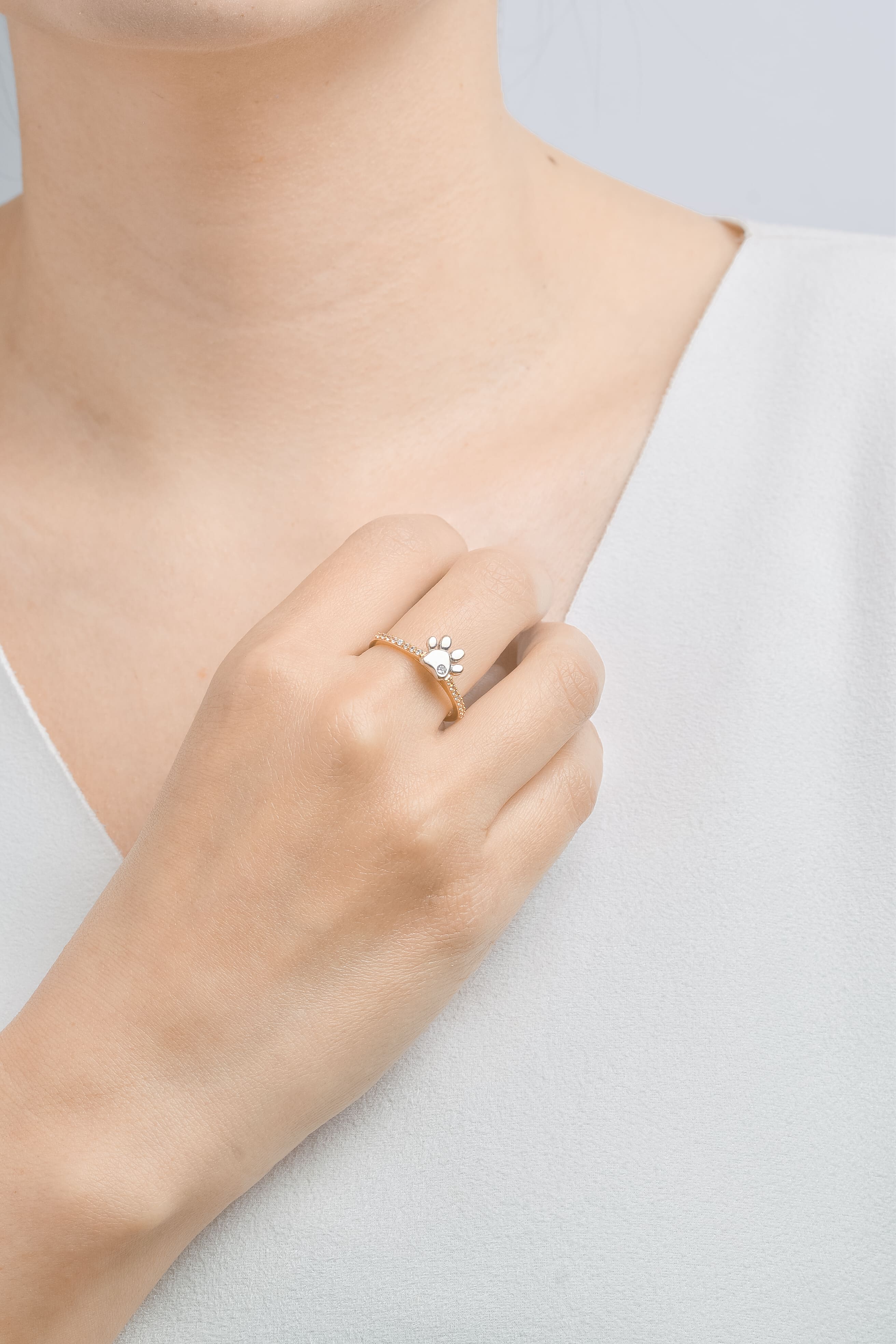 Anillo patica de perro