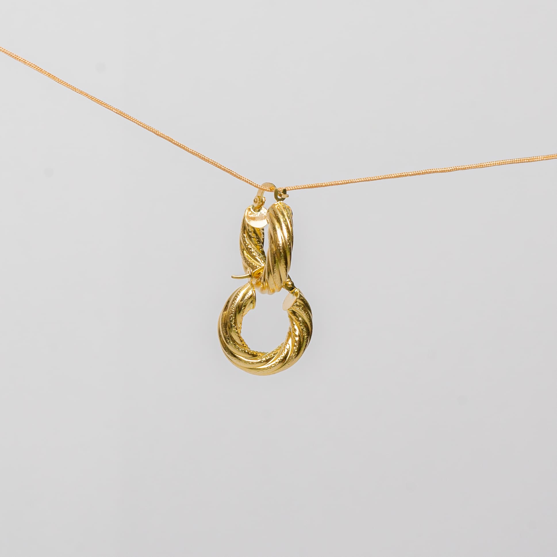 Candongas Nassi Espiral grueso Oro 18K Atemporal