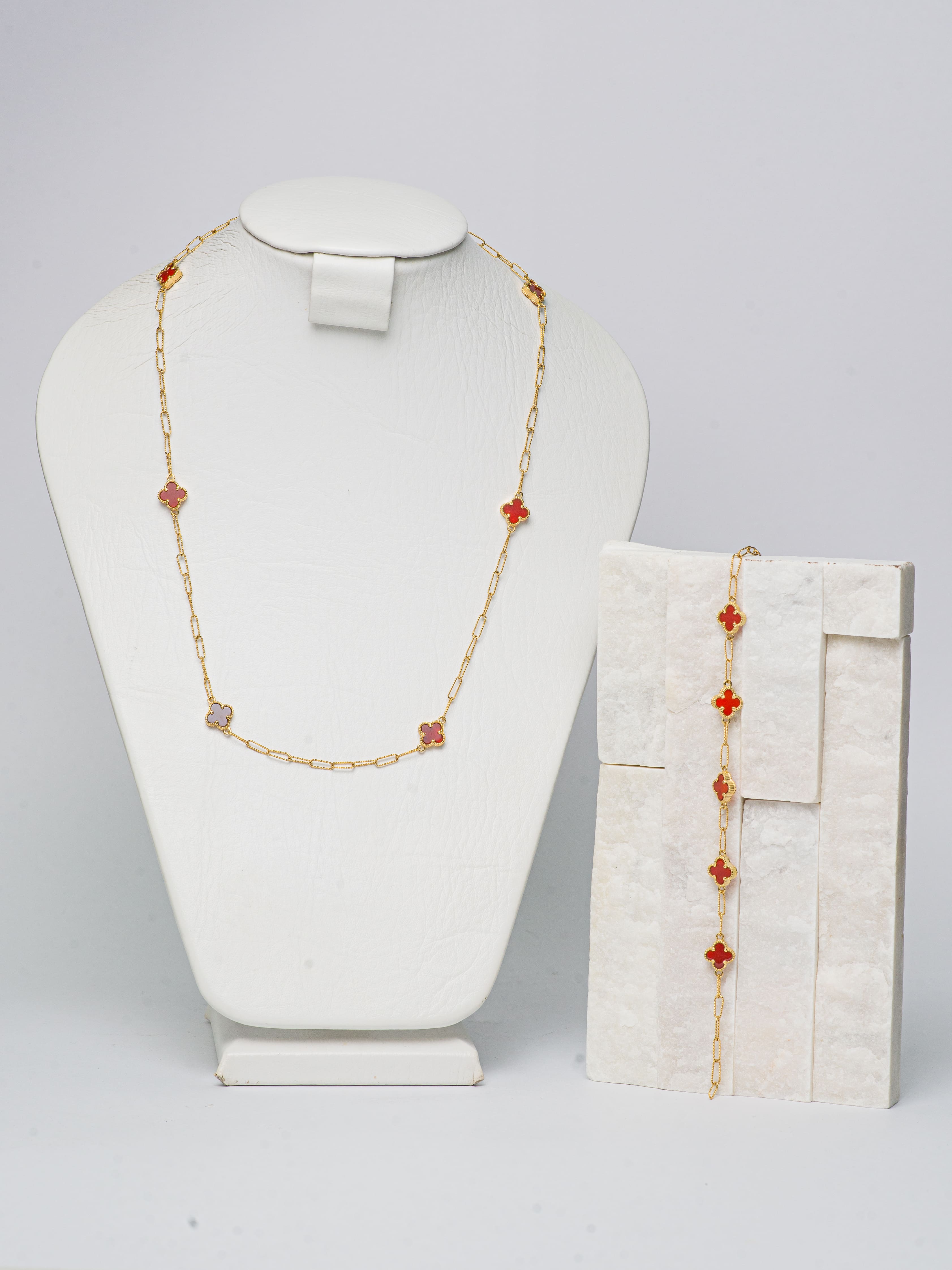 Juego Van Cleef Rojo Oro 18K Elegante