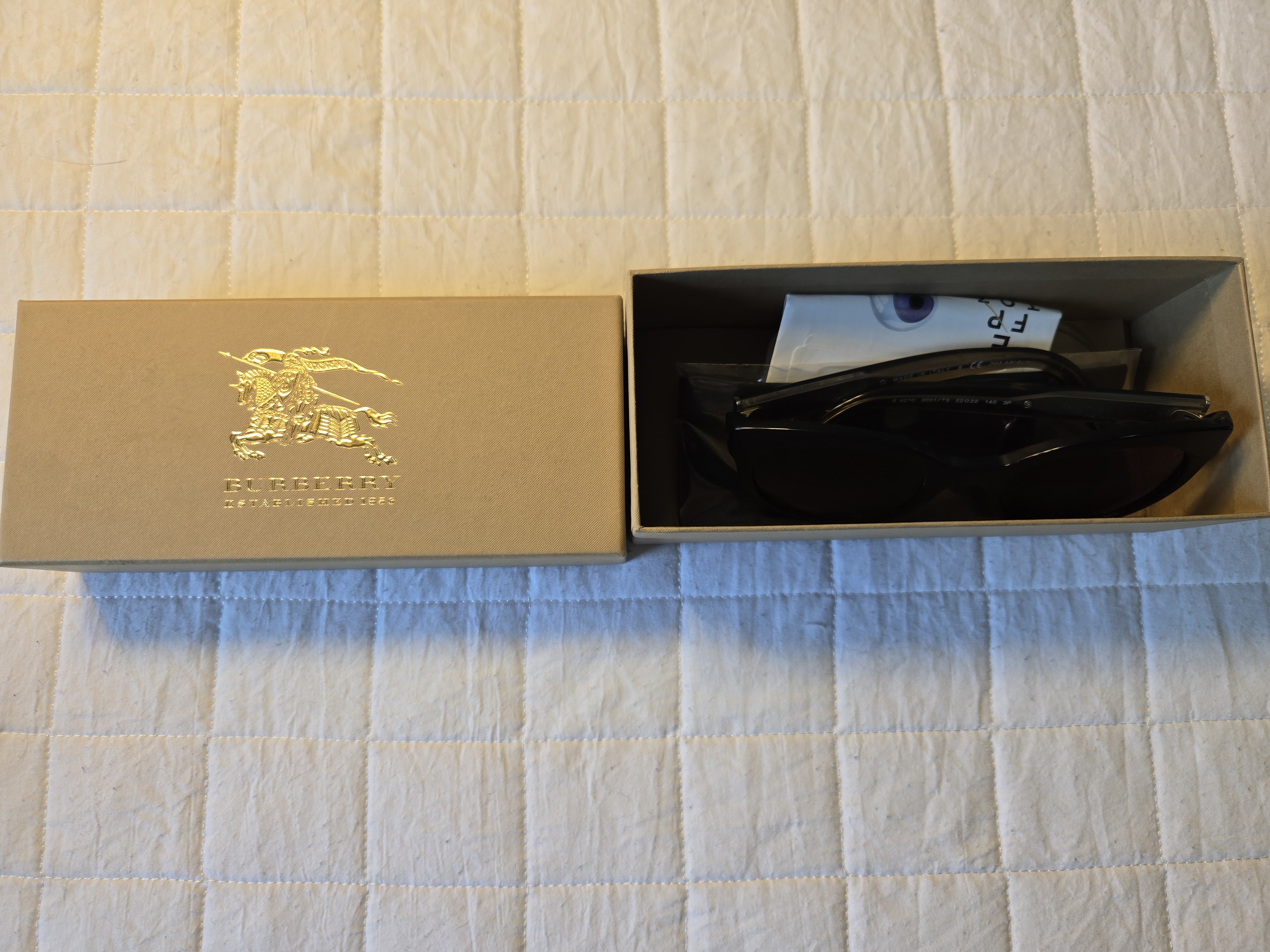 Burberry Sun Glasses - Model 4210