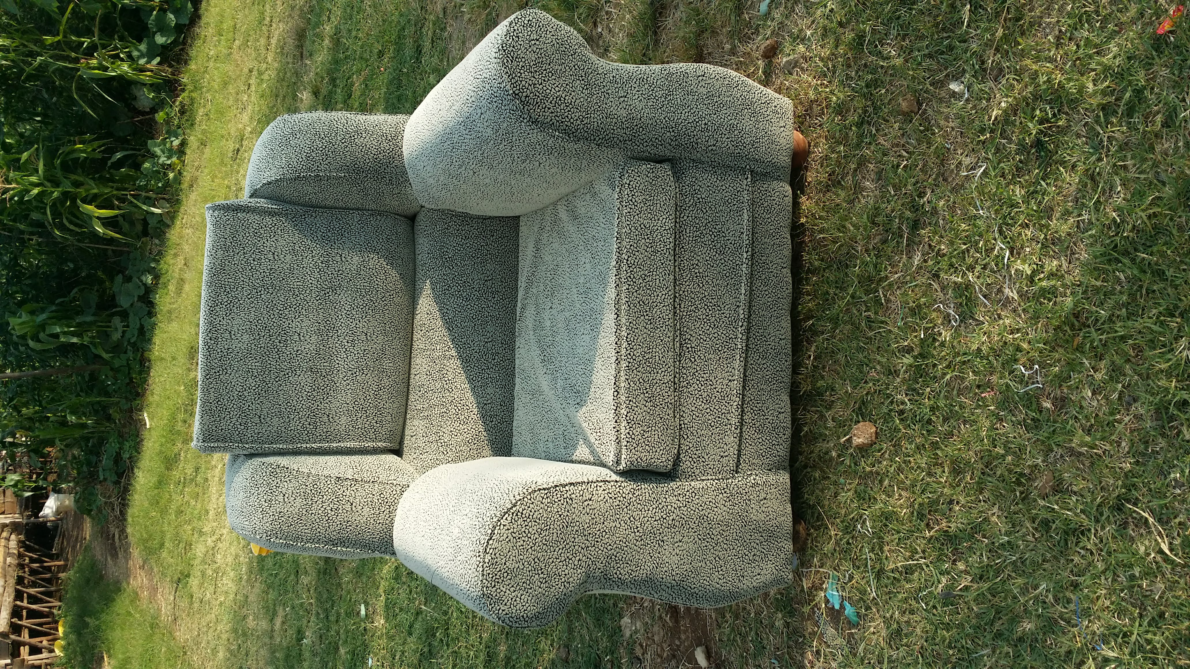 Comfy 7 seater coach