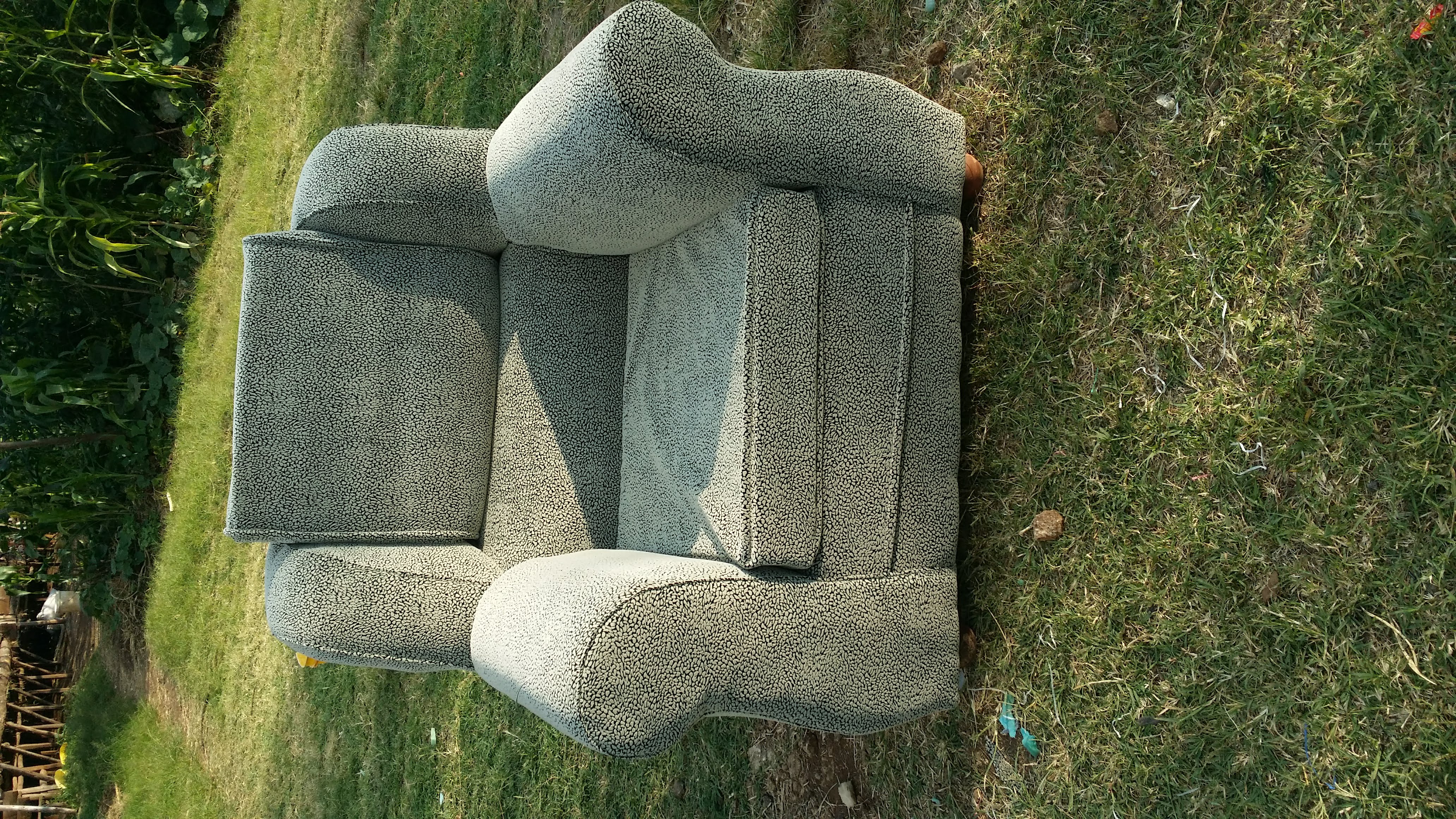 Comfy 7 seater coach