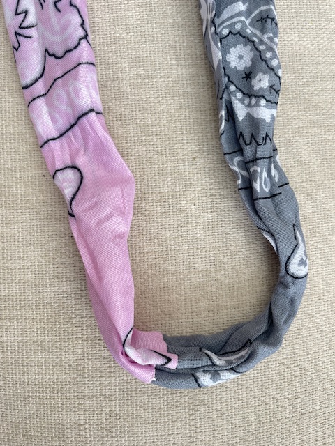 Bandana necklace without charms