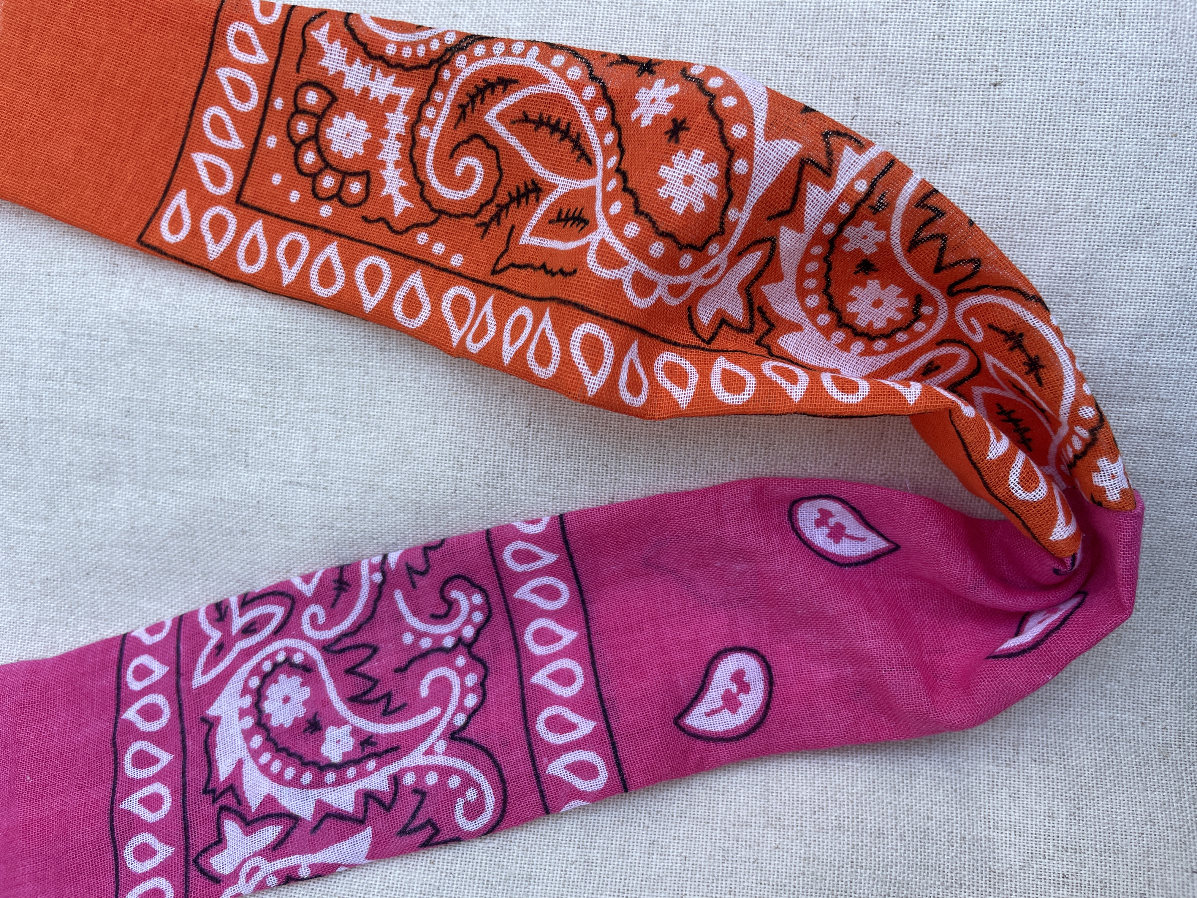 Bandana necklace without charms