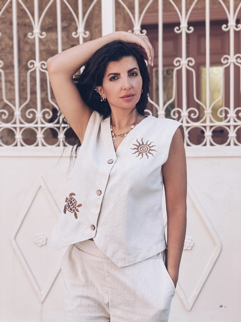 Sun and Turtle Beige Linen Pants Set