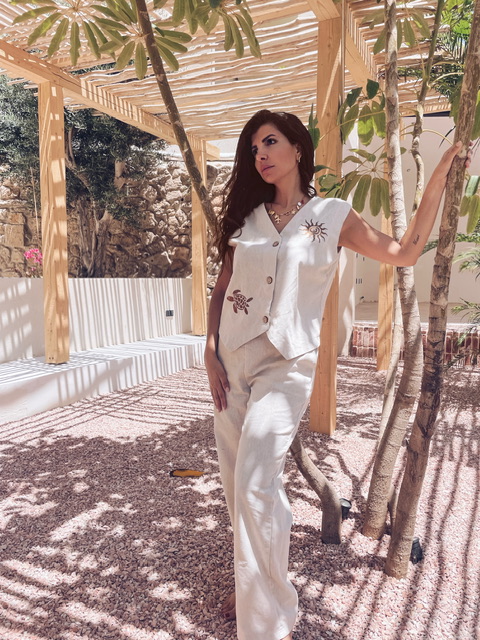 Sun and Turtle Beige Linen Pants Set