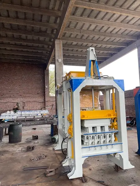 Industrial Hydraulic Press Concrete Block Making Machine | Build Stronger, Faster, Smarter