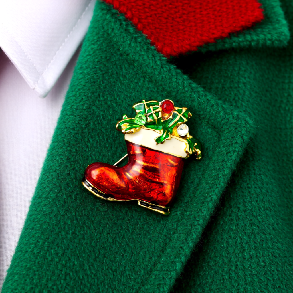 Glossy Stocking Charm – Gold Trimmed Christmas Edition Brooch