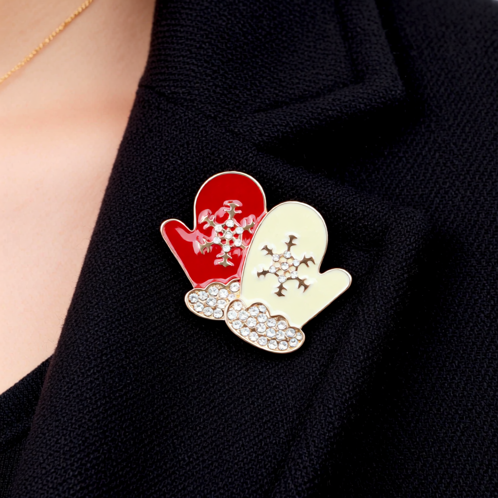 Snowflake Mittens – Christmas Edition Winter Brooch