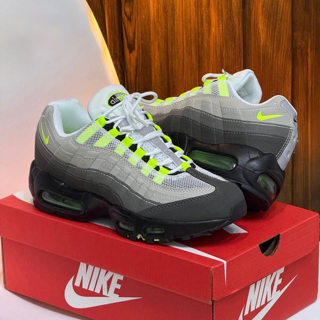 Tenis N I K E 