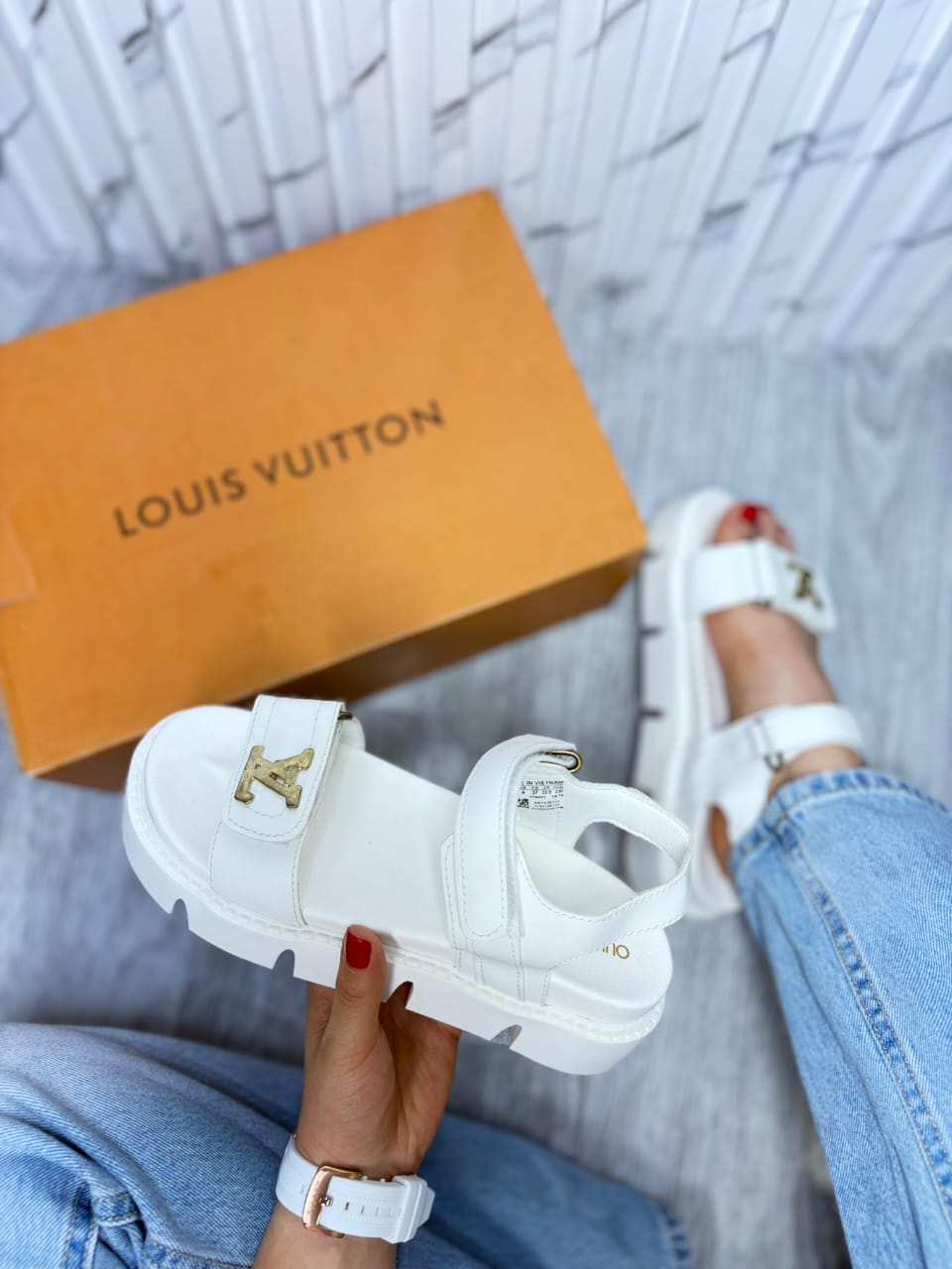 Sandalias diferentes marcas