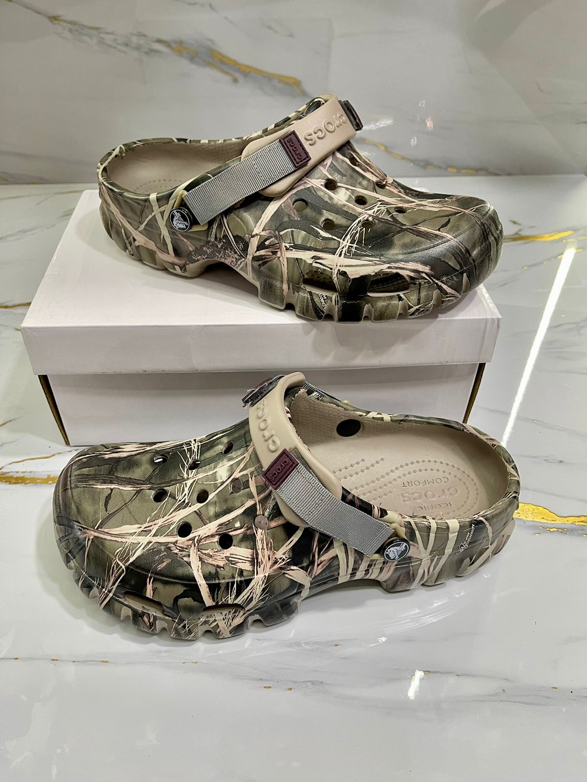 Crocs Clogs Camuflada