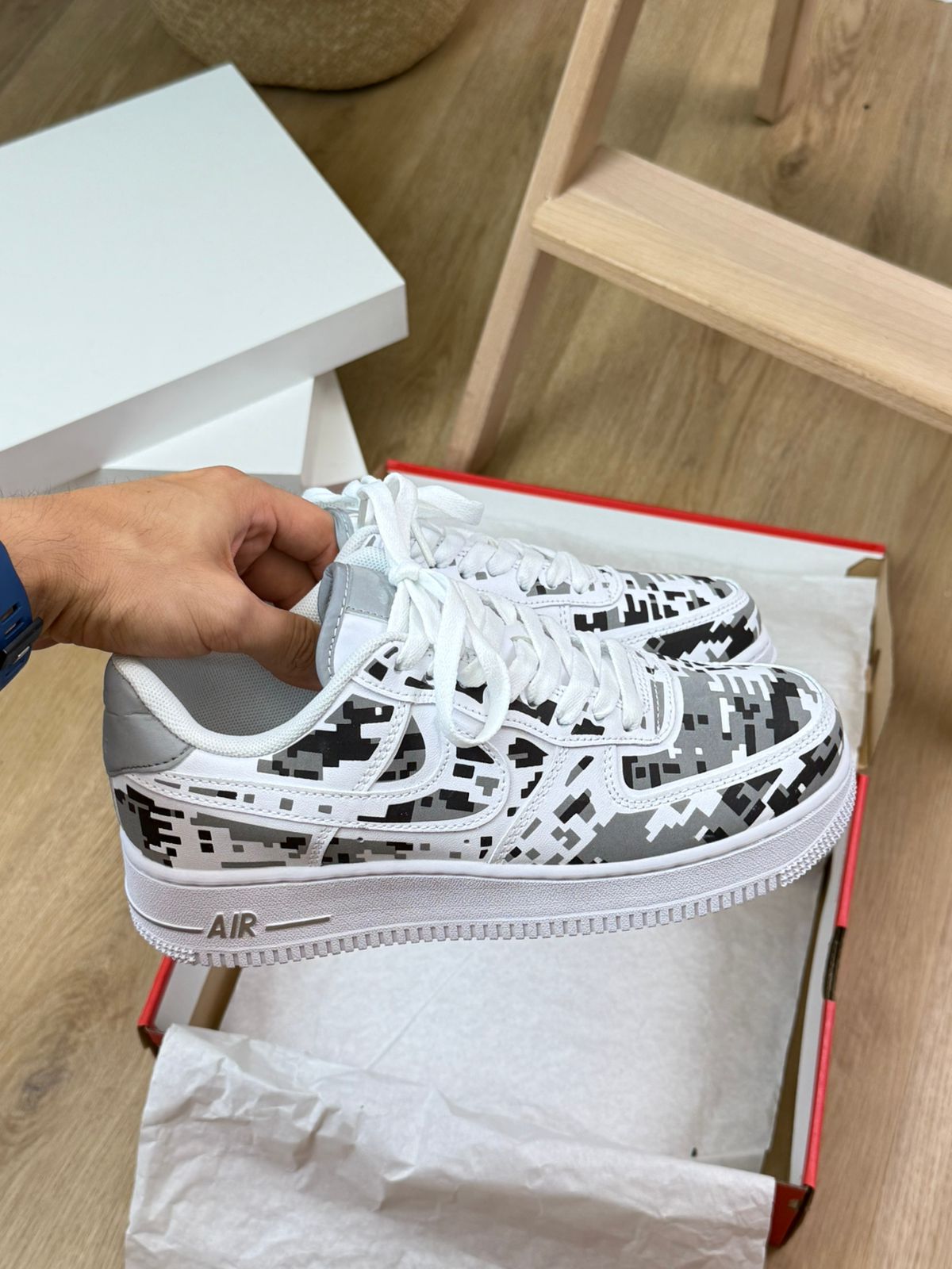Nike Air Force 1 Pixel Camo