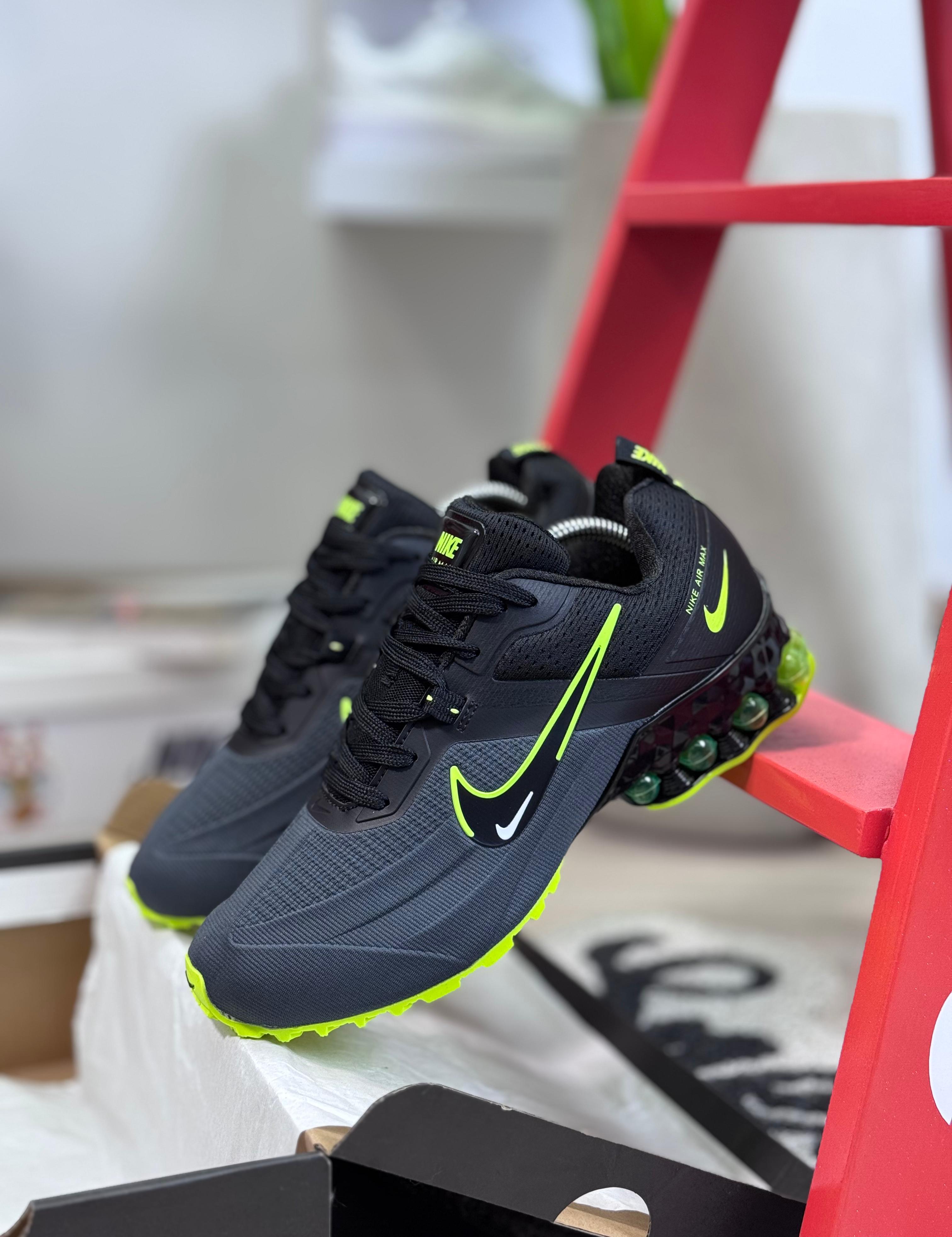 Tenis importados NIKE BURBUJA