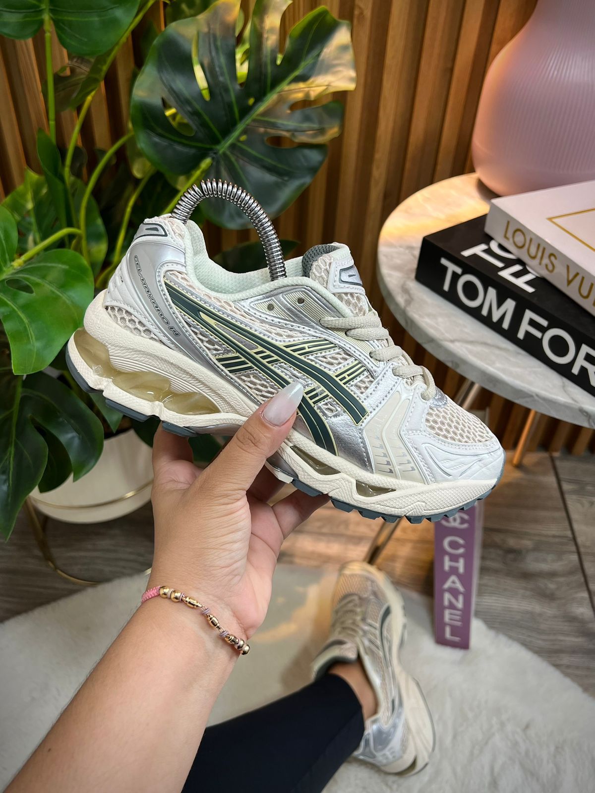 TENIS ASICS