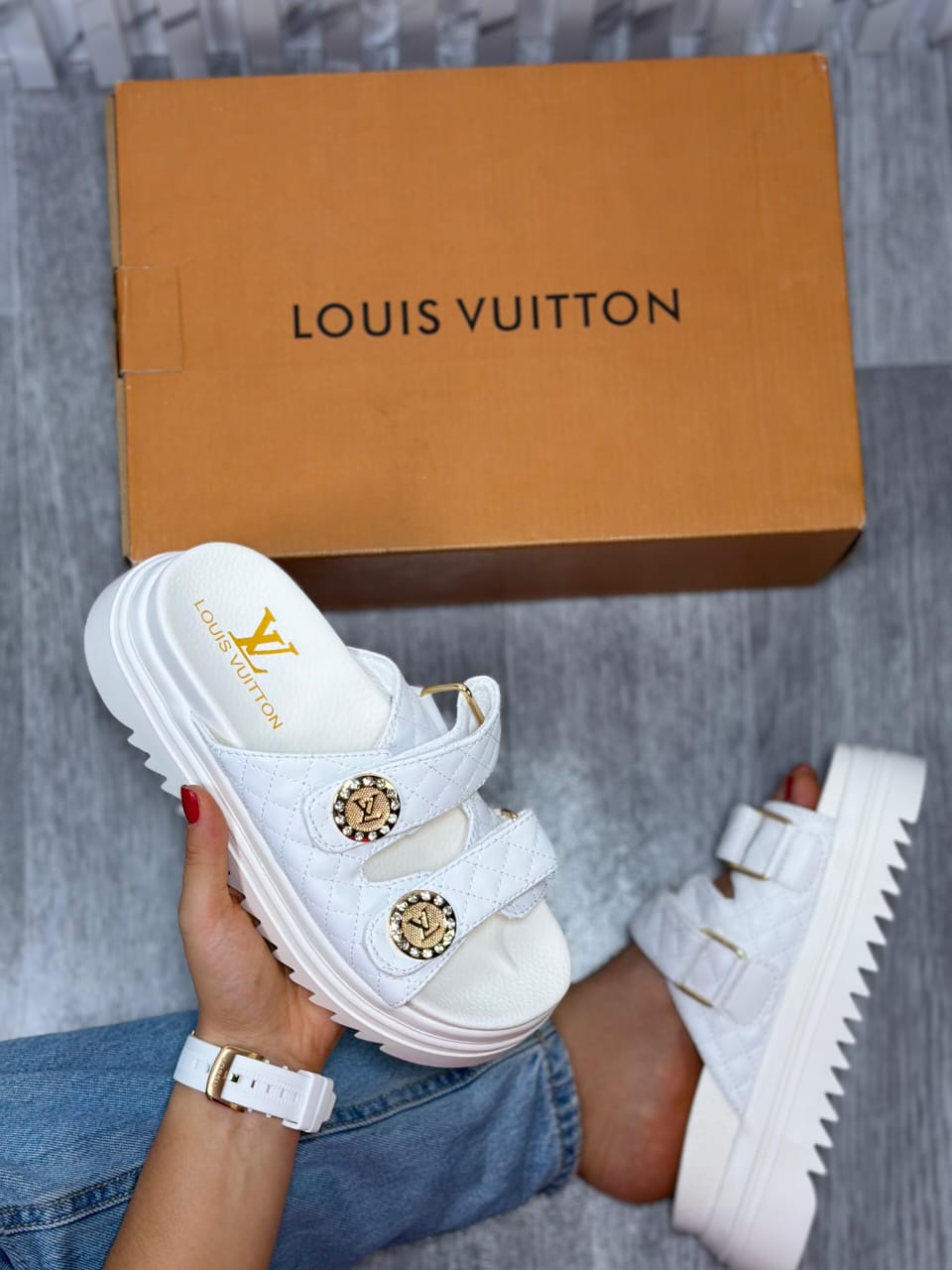 Sandalias diferentes marcas