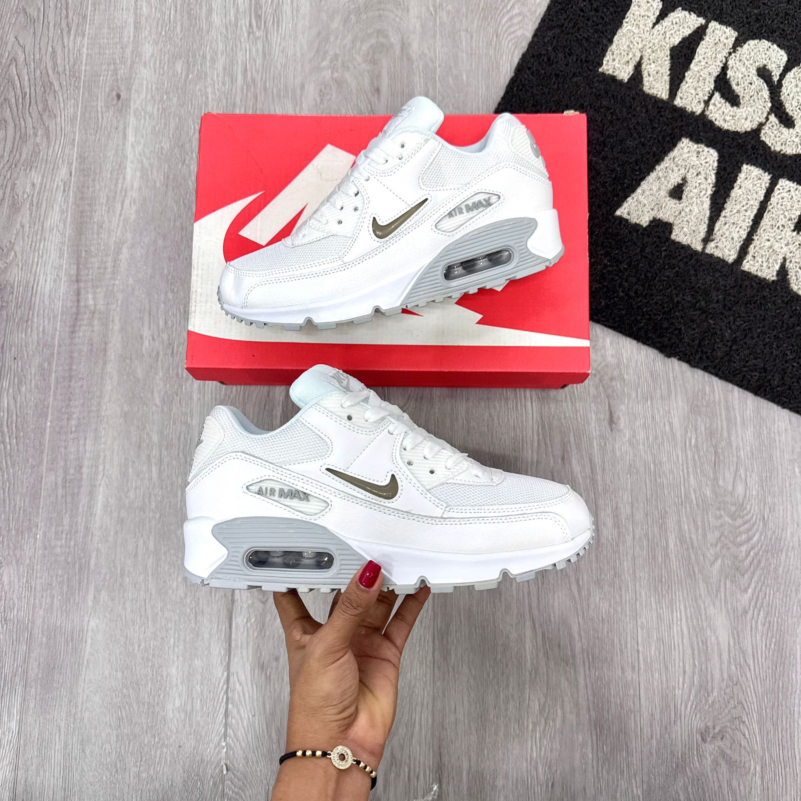 Tenis importados N i k e Air Max 90 White Sneakers
