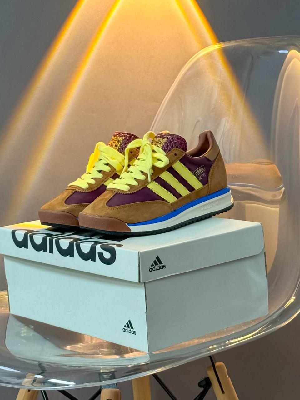 Tenis importados  a d idas SL72 