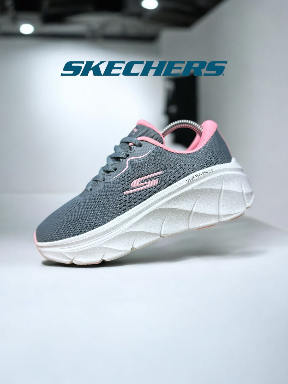 Tenis importados Skechers Slip-On 