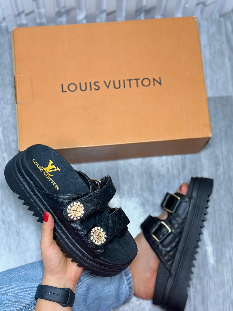 Sandalias diferentes marcas