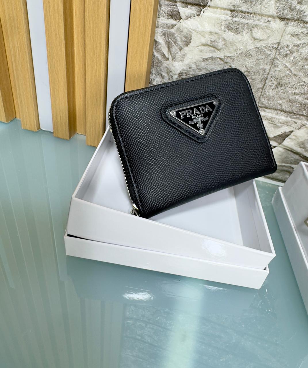 Mini Cartera de cuero negra Prada