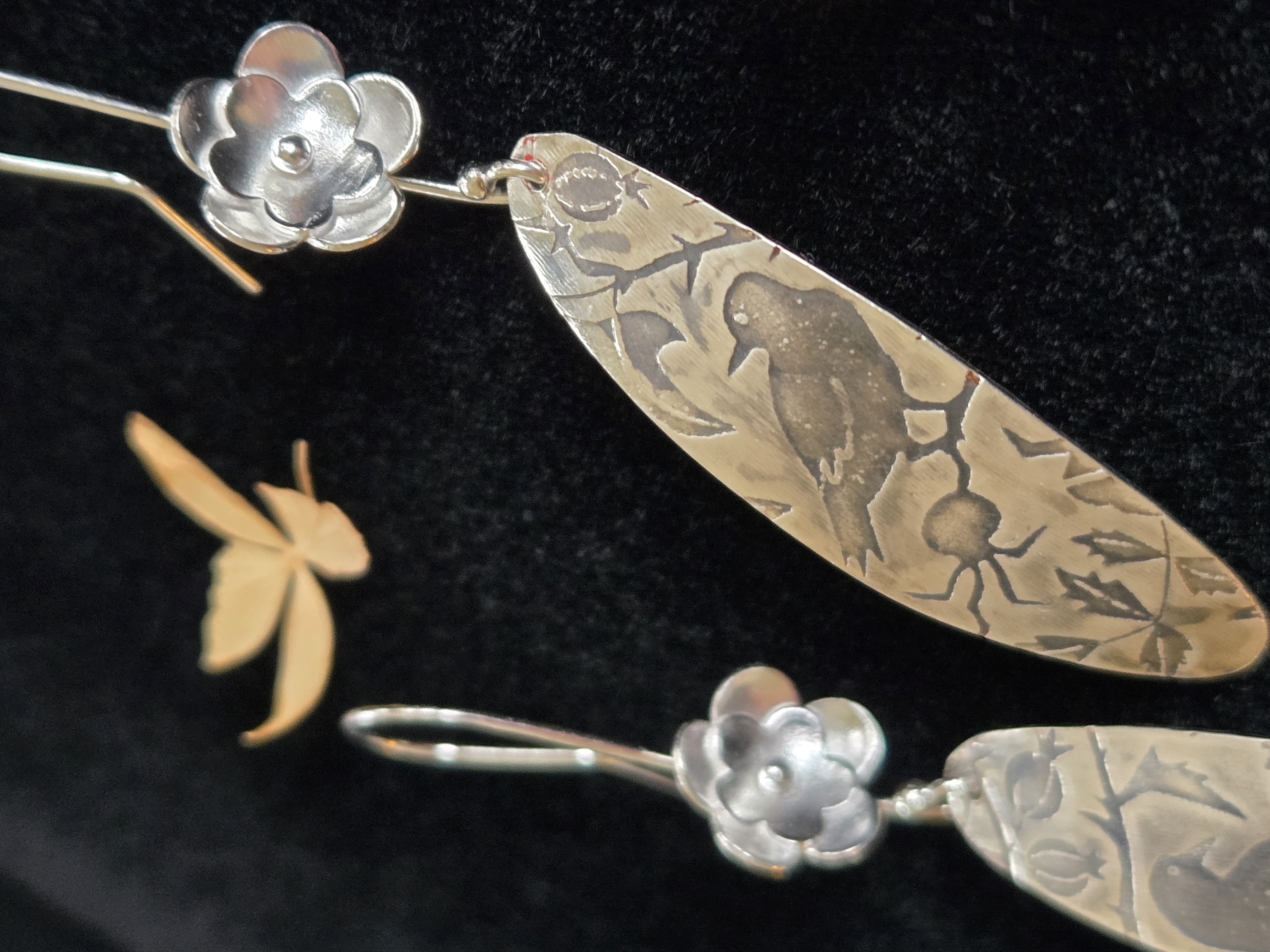 BK- Flower and Bird Earrings - Oval