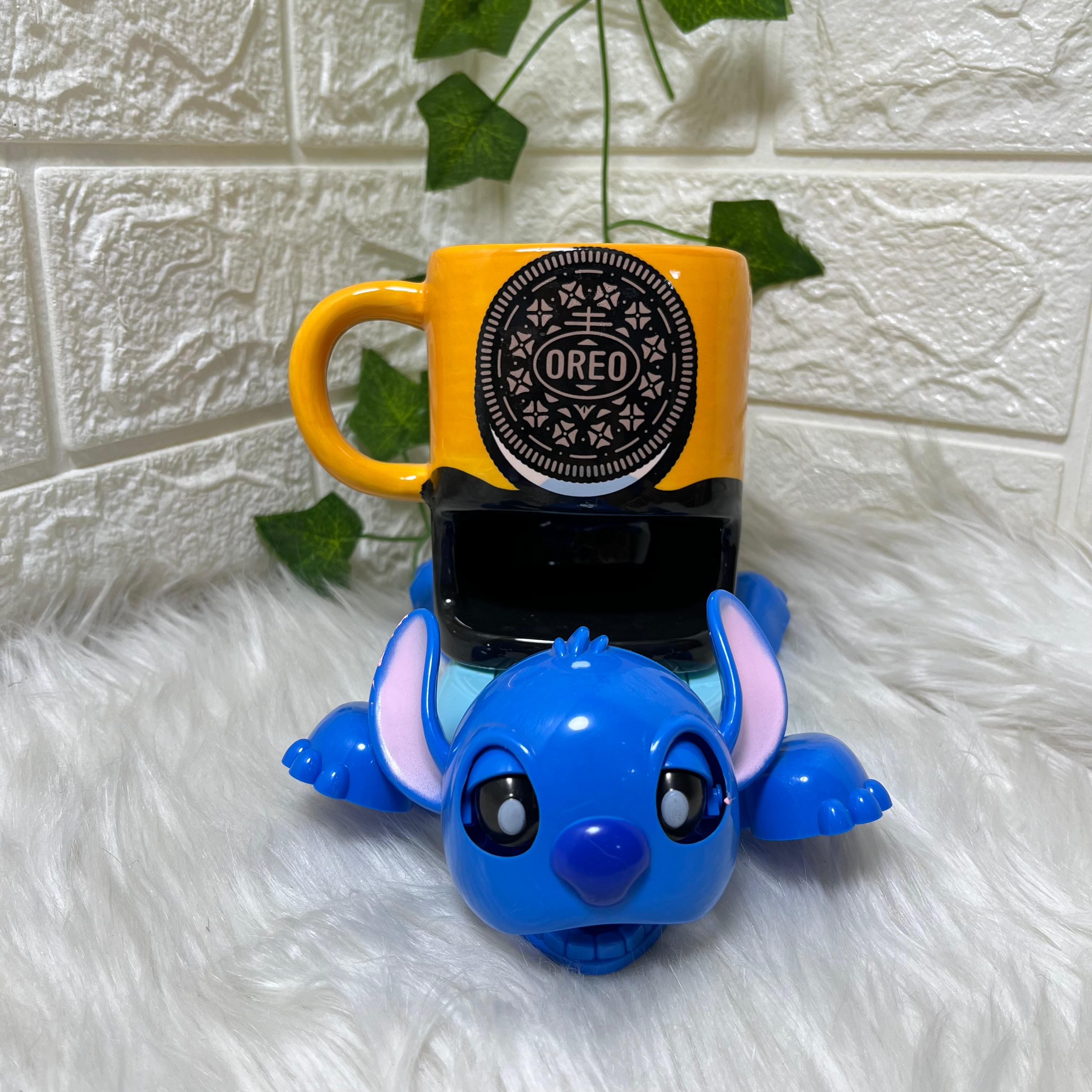 Stitch coaster and phone holder