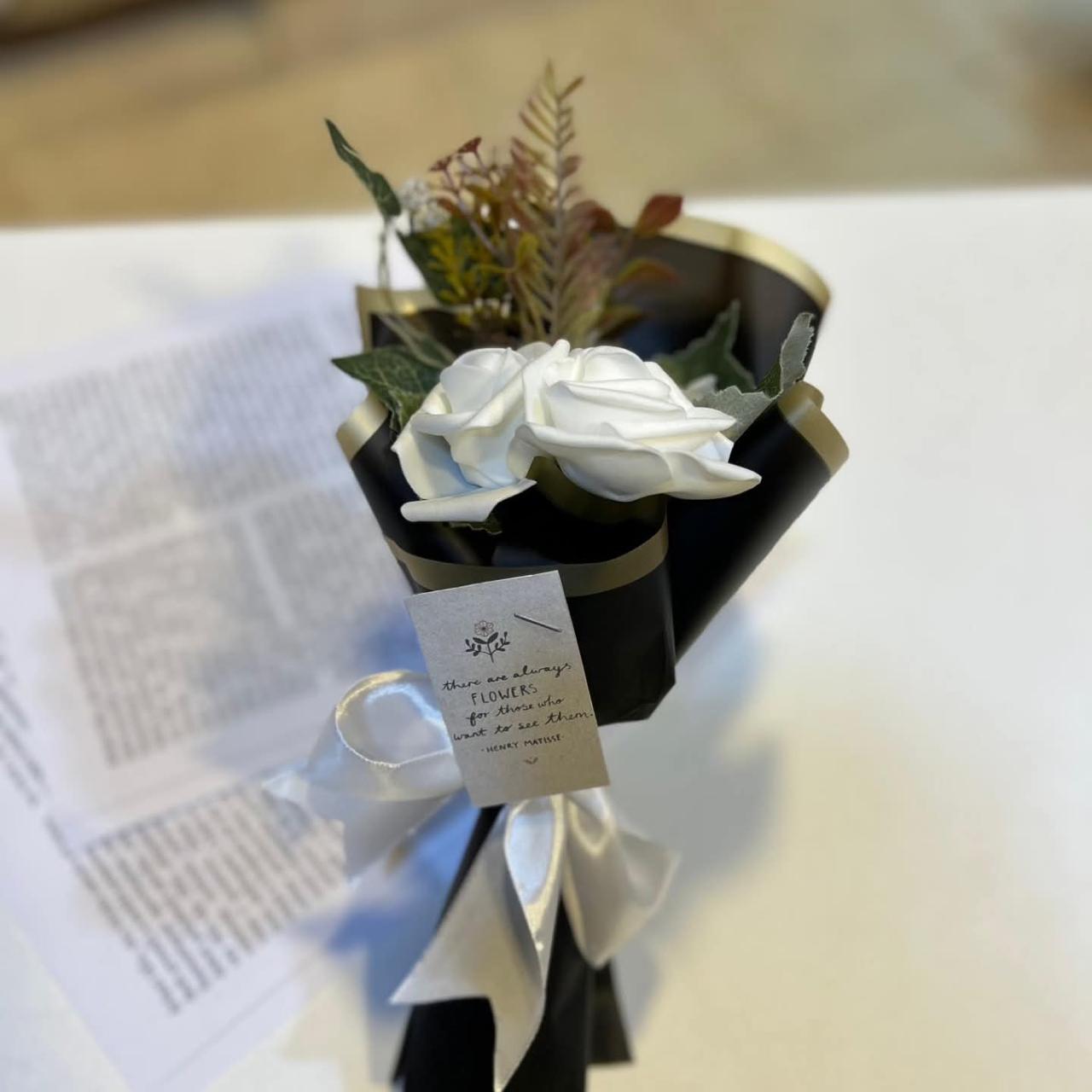mini Artificial White Rose Bouquet
