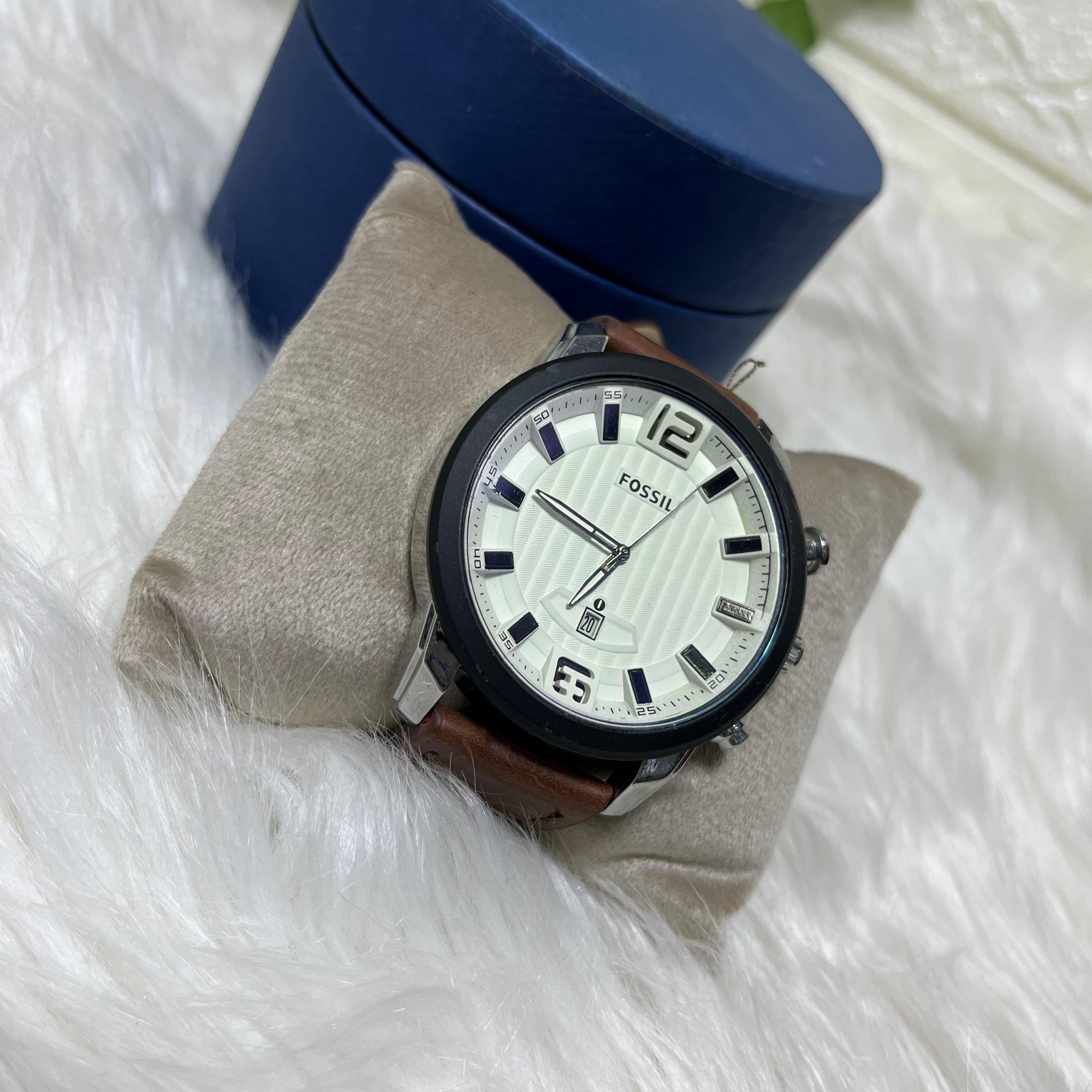 Fossil Men's Analog Watch