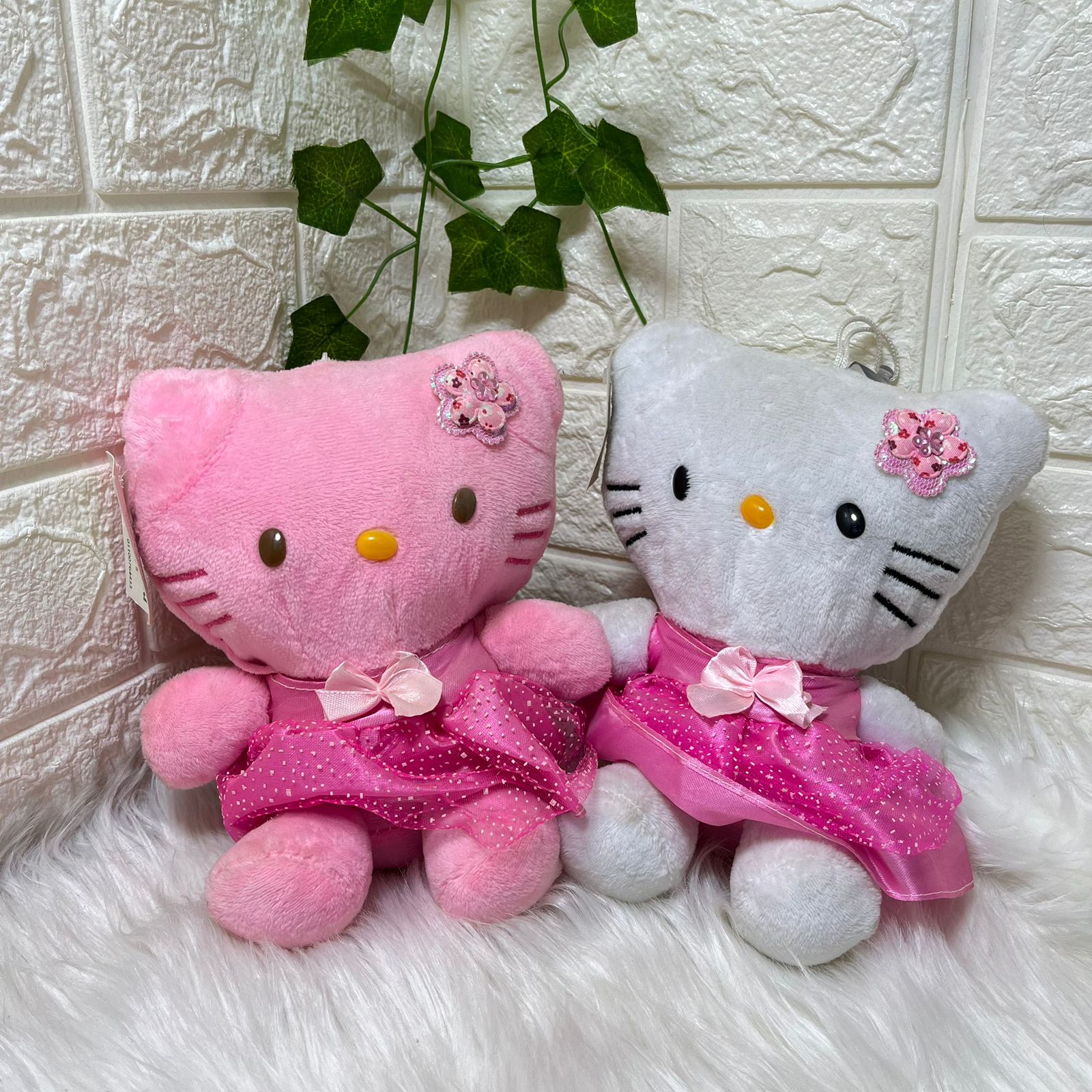 Hello Kitty Plush Dolls 20cm