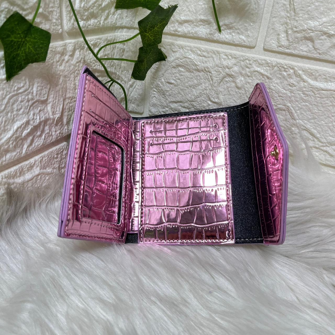 Pink Crocodile Pattern Wallet