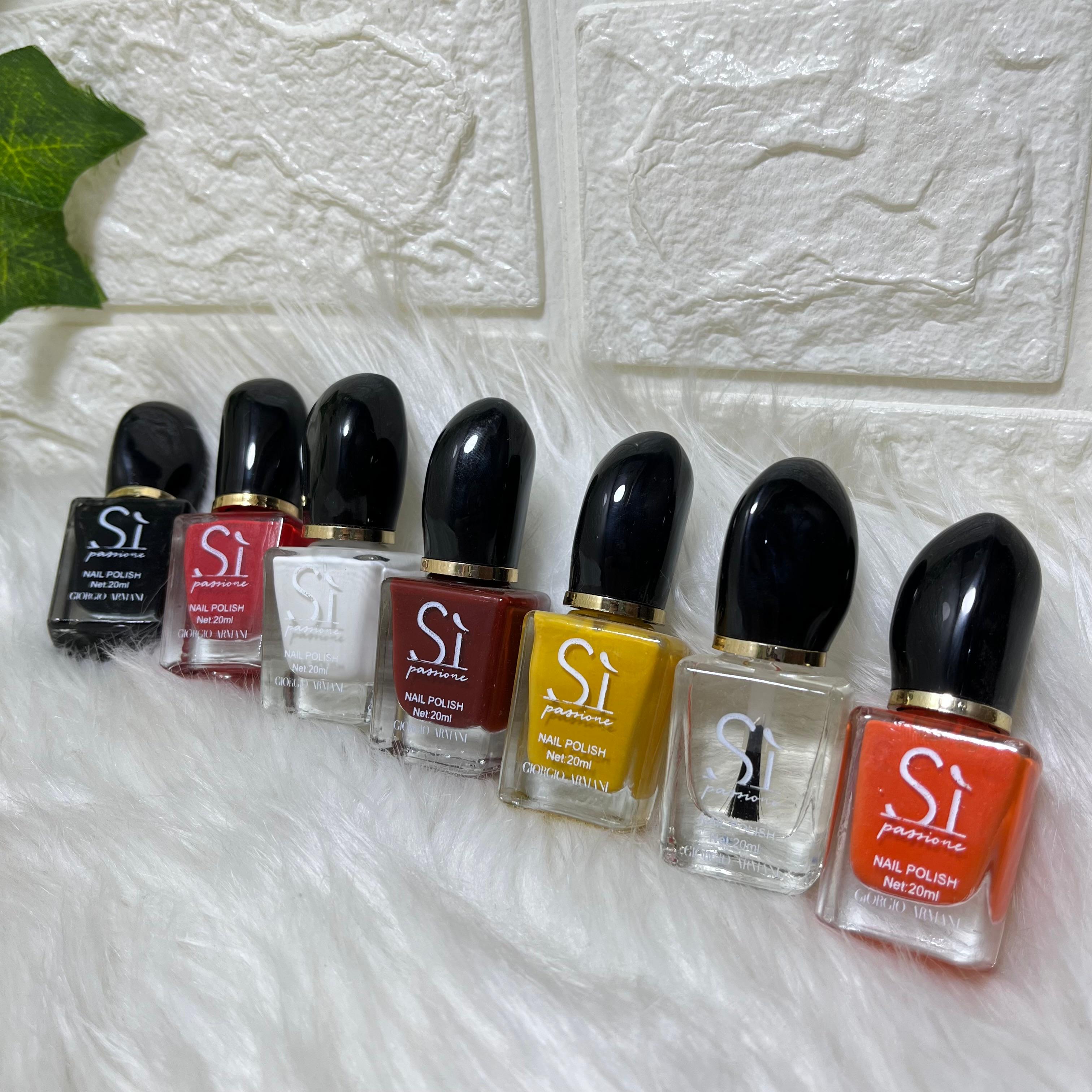 Si Nail Polish