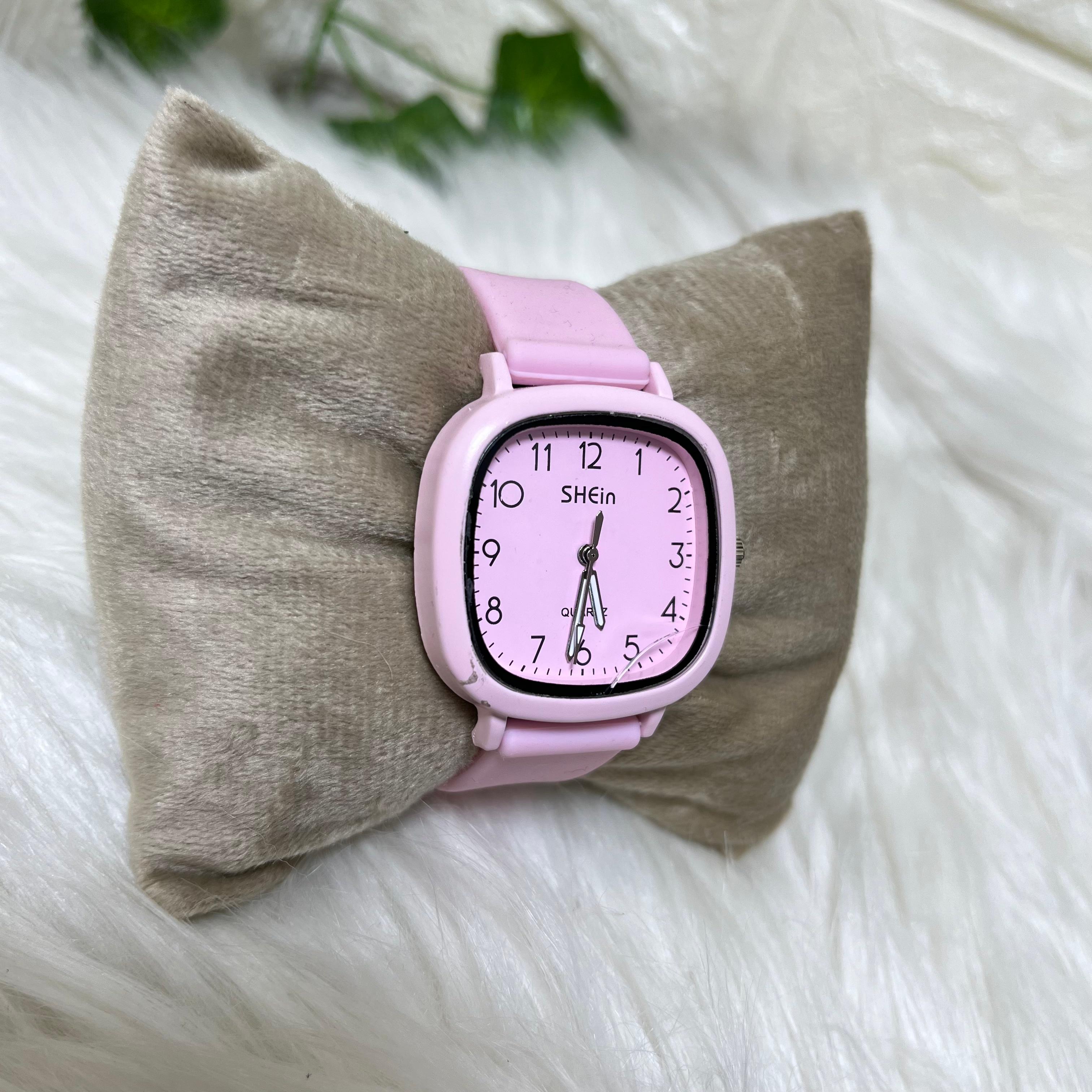 SHEIN Wristwatch