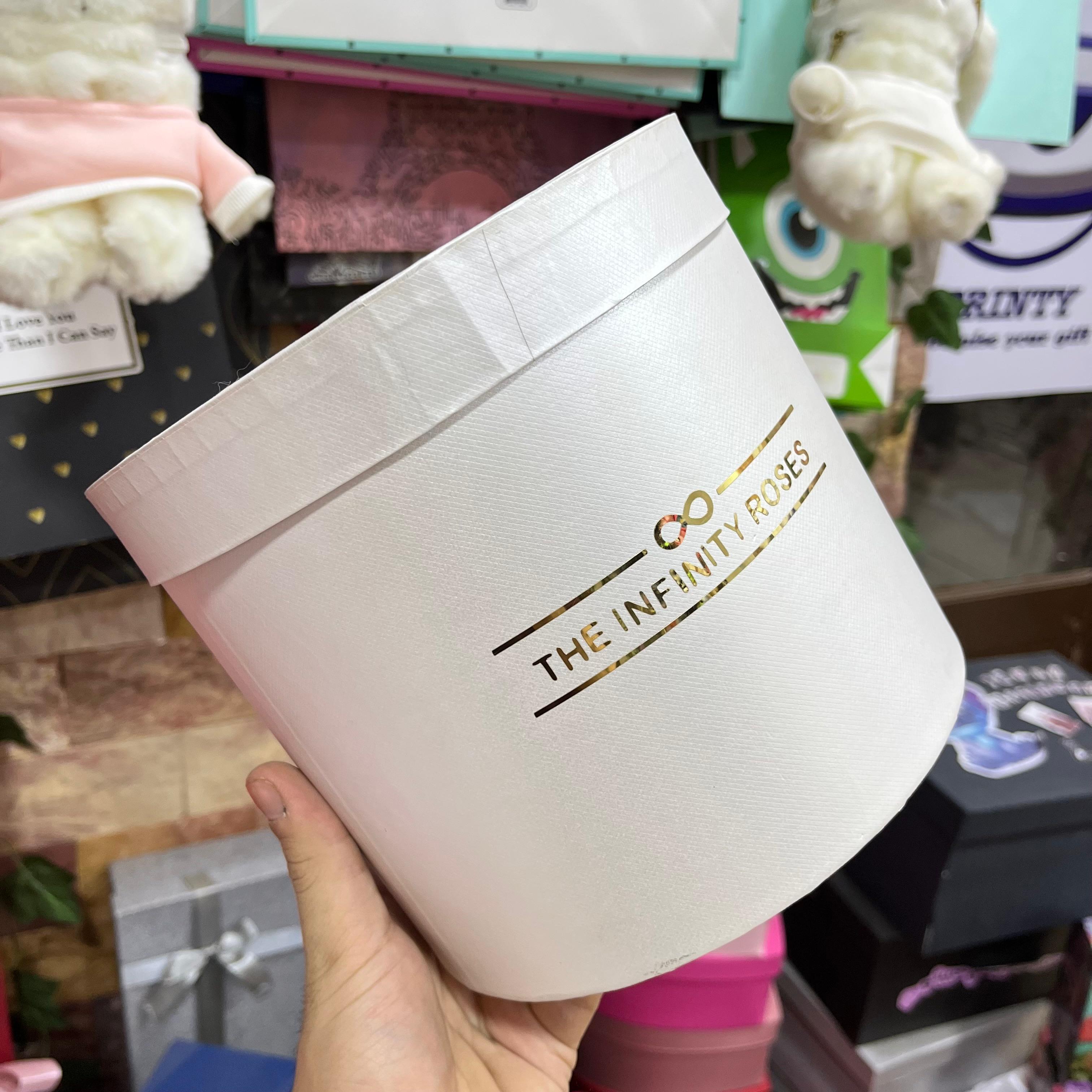 The Infinity Roses Flower Box