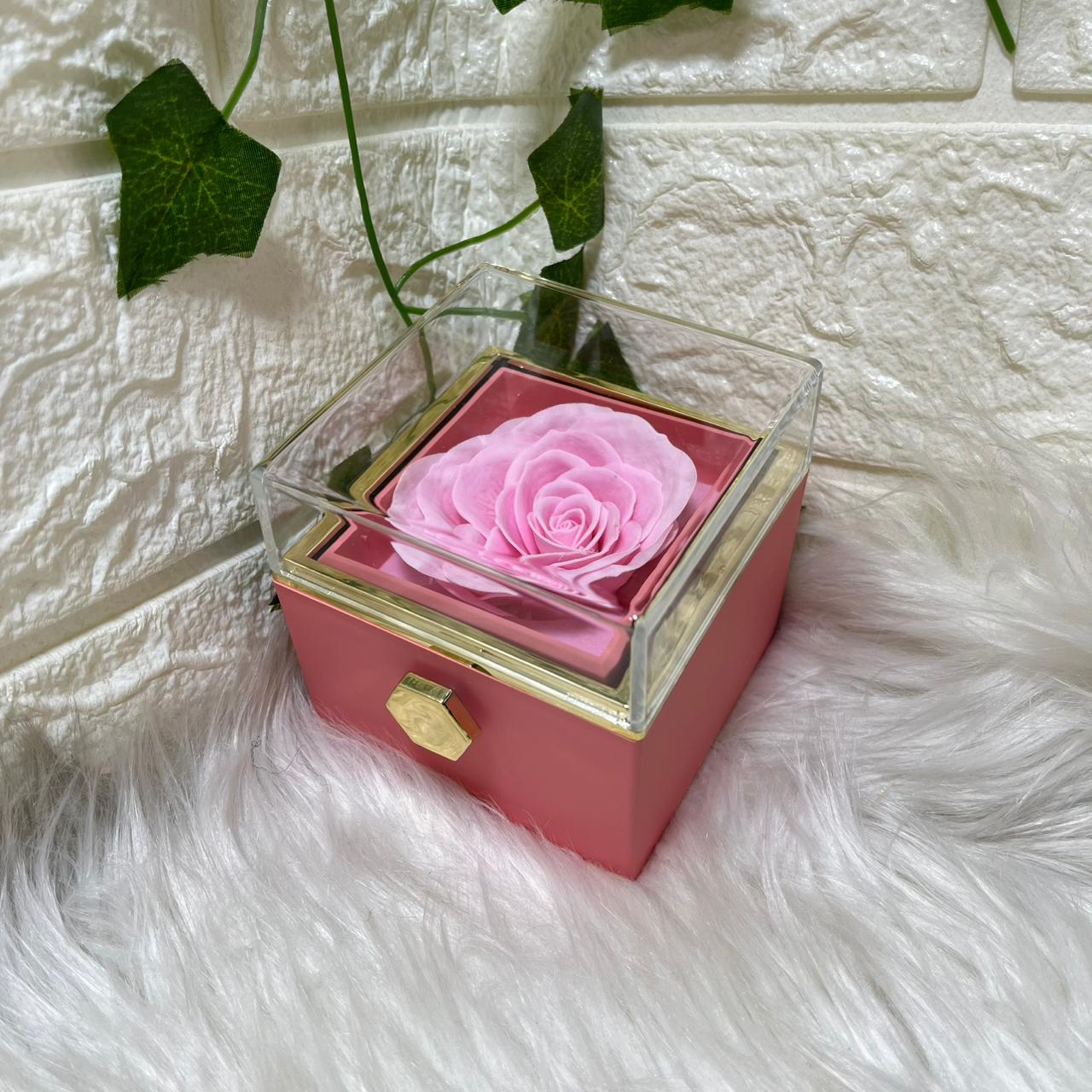 flower box (empty box)