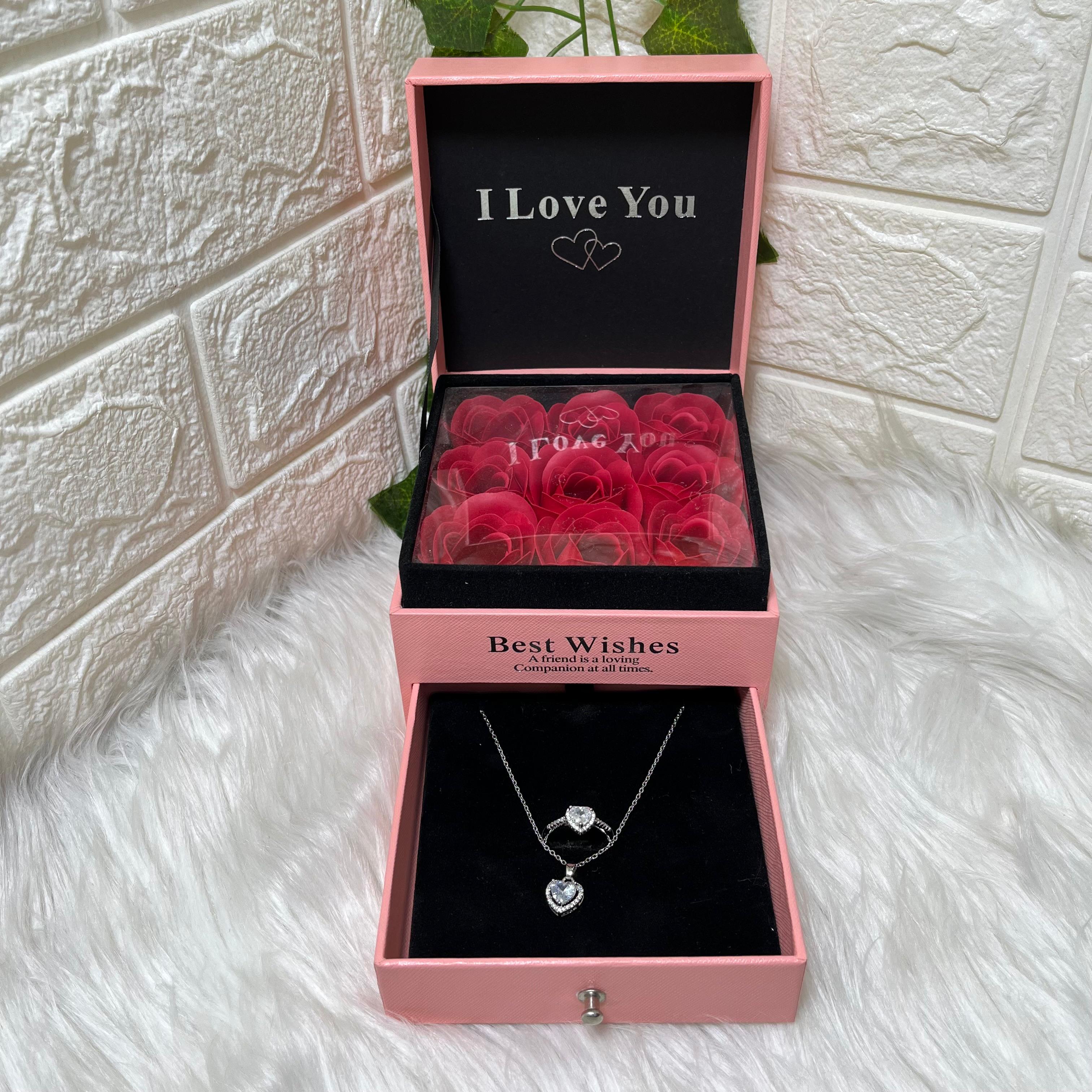 Elegant Silver Heart Necklace Gift Box (empty)