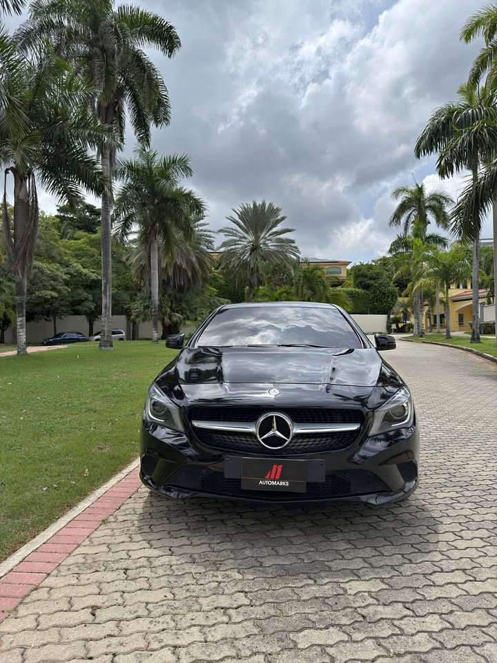MERCEDES BENZ CLA 180