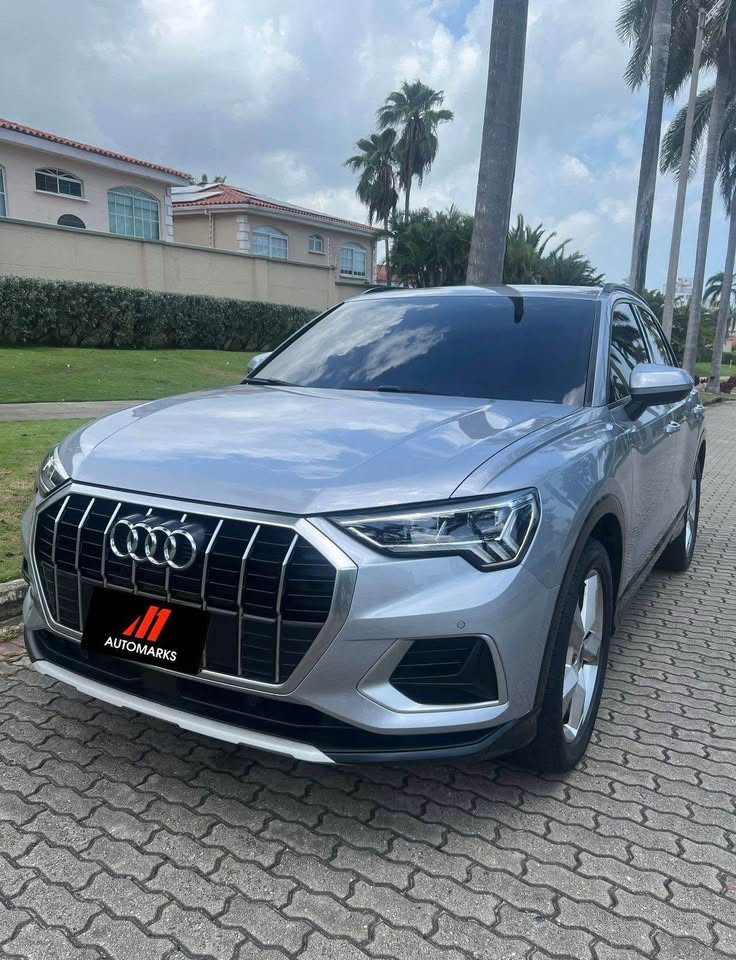 AUDI Q3 TFSI