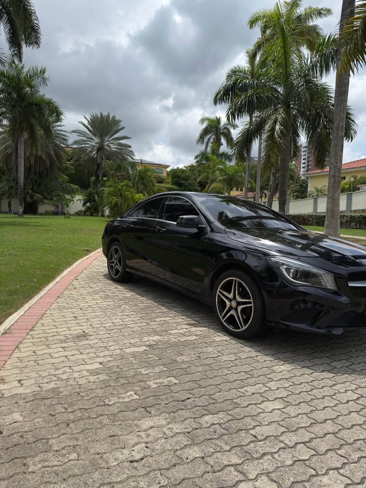 MERCEDES BENZ CLA 180
