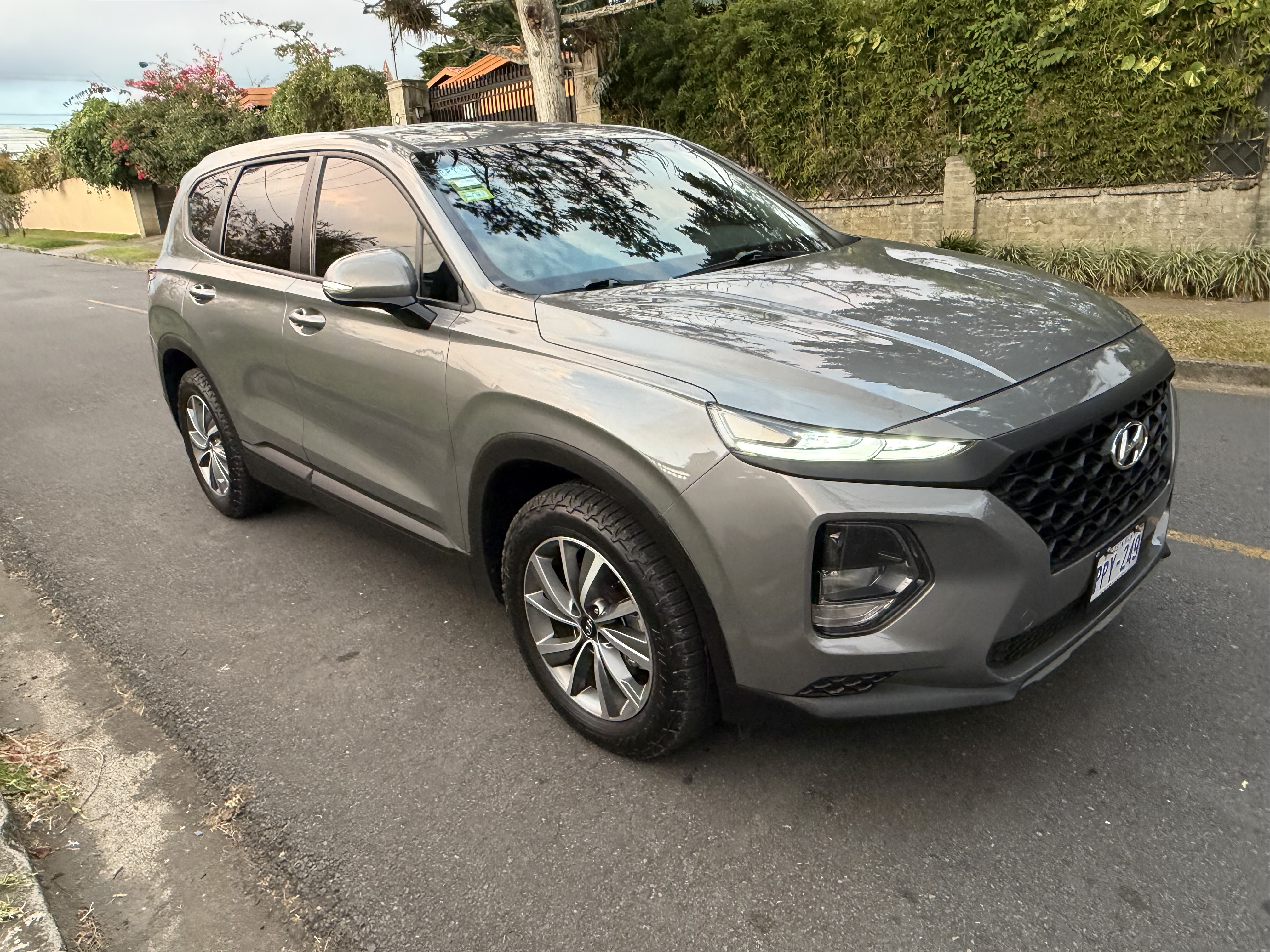  🔥 OPORTUNIDAD: Hyundai Santa Fe 2019 Diesel  / Recibo / WeatherTech | Solo 40k km | Full Extras