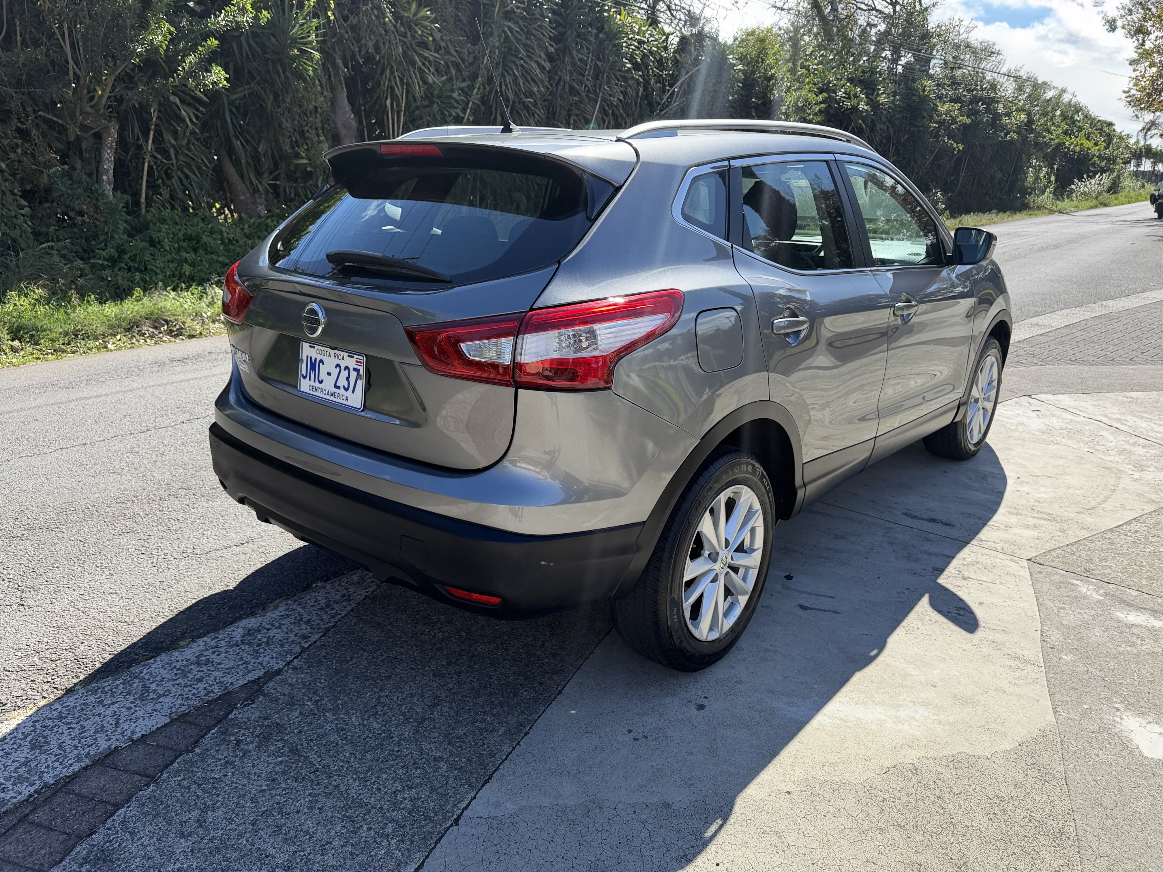 Nissan QASHQAI * 2015* Nacional de Agencia DATSUN *Automatico *144 mil kms *Recibo y Financio *Marchamo y DEKRA 2026