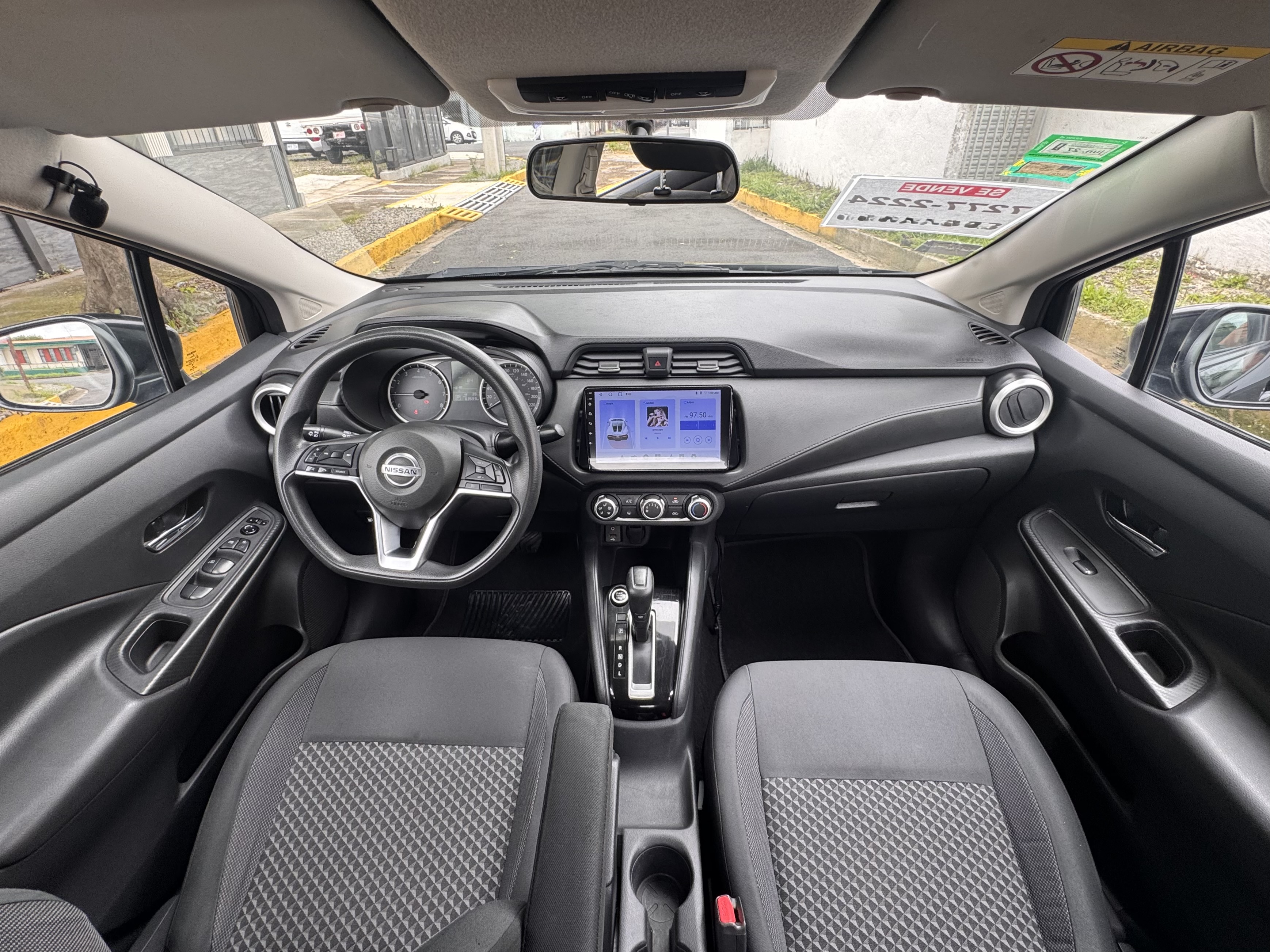 Nissan VERSA Sedan *2020* Automatico*63 mil kms*Nacional *Dekra JUN 27 * Apple CarPlay or Android Auto*