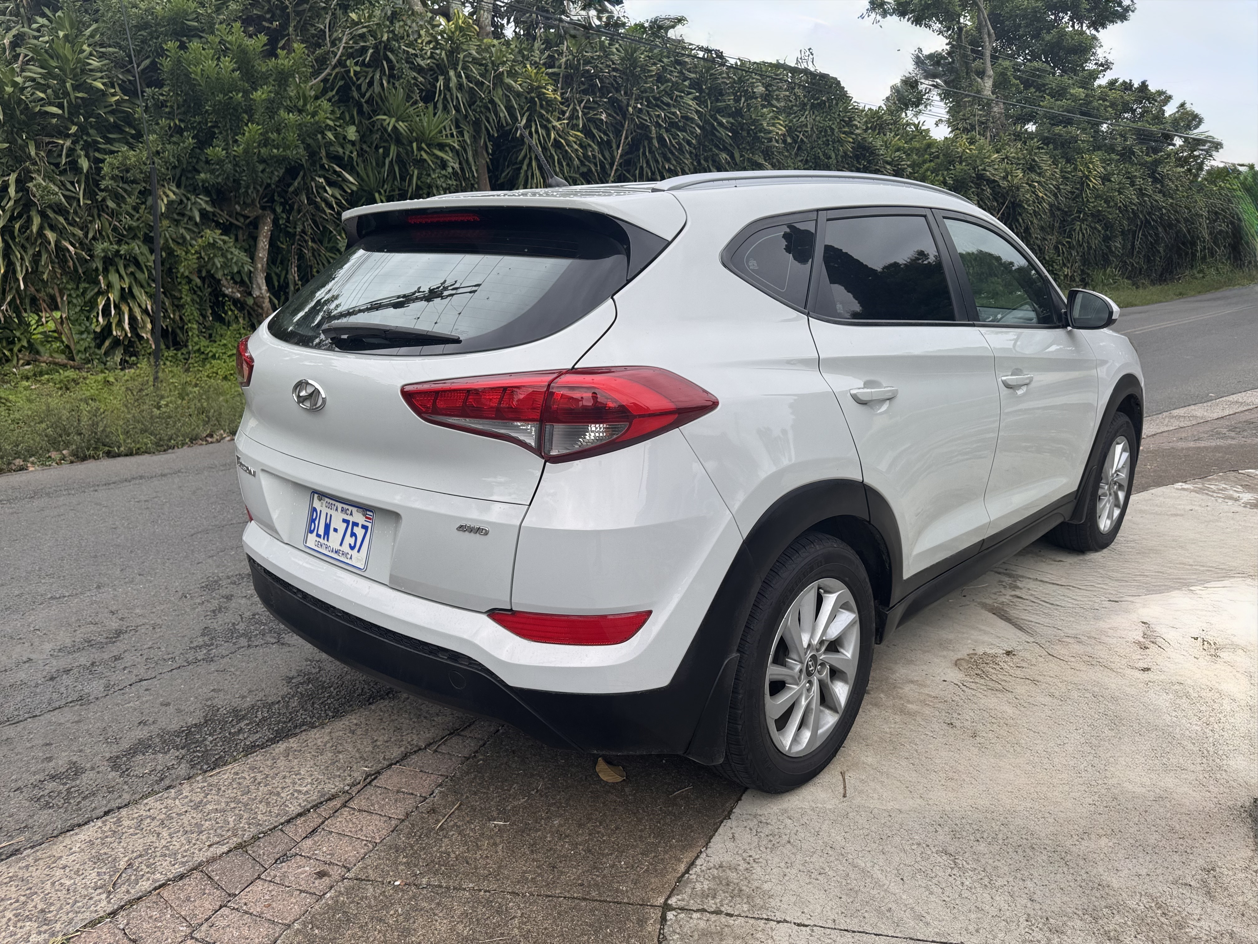 Hyundai TUCSON * 4WD *Automatico *75 mil kms REALES* 2017