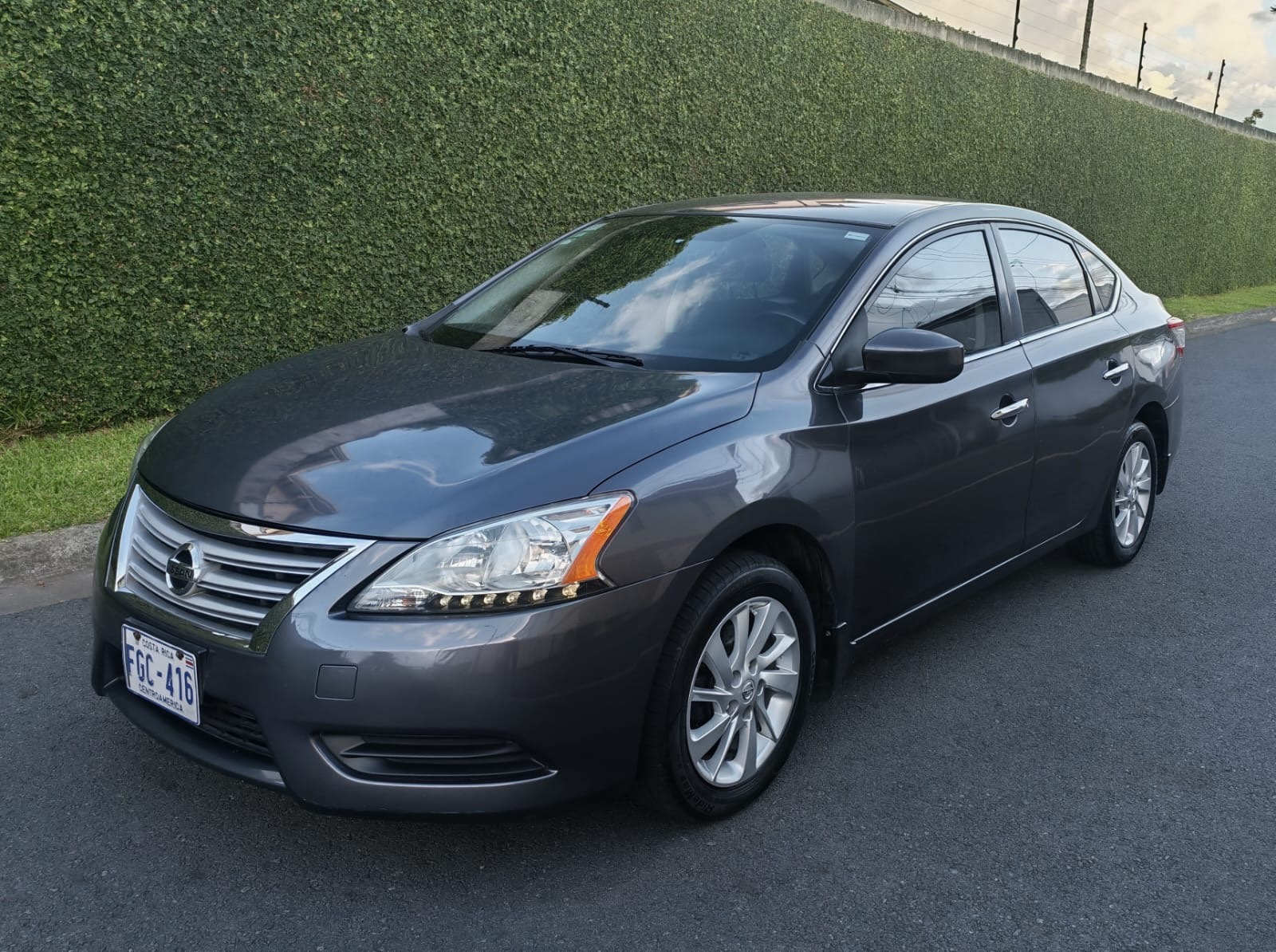 NISSAN SENTRA SV 2015 | Automático 