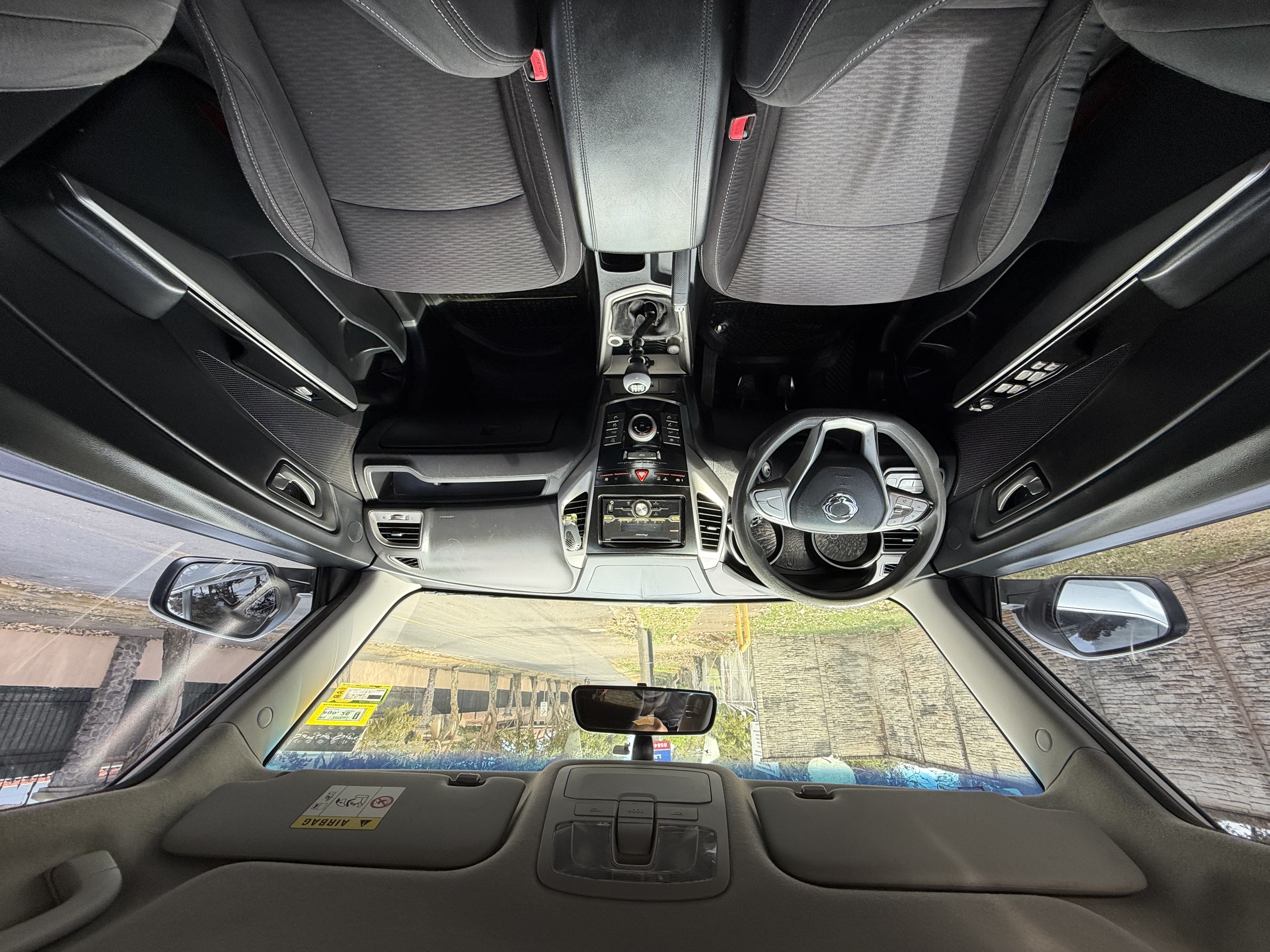 🚙 SsangYong Tivoli 2017 — Manual, Nacional de Agencia ✨ SUV compacto | Dinámico y confiable | Impecable estado 10/10