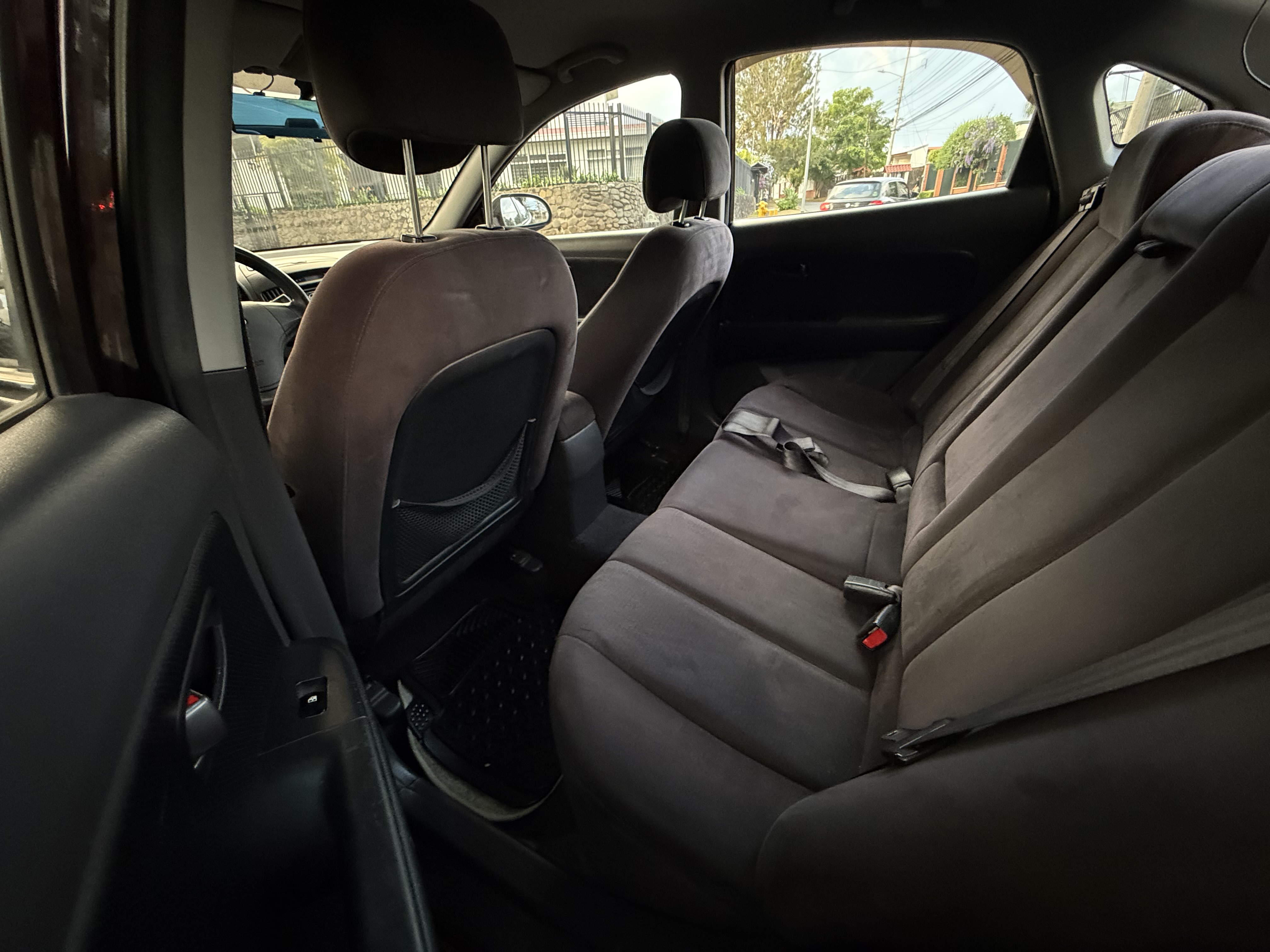 Elantra 2008 Manual - ¡Pintura perfecta y Dekra hasta 2027! 🚗