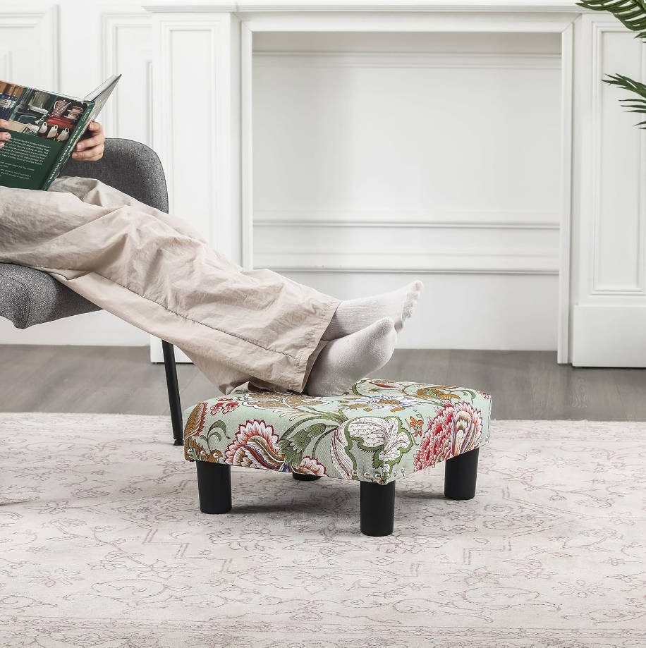 Taburete pequeño otomano, reposapiés cuadrado de tela de 15 pulgadas, reposapiés tapizado para silla, debajo del escritorio, oficina, sala de estar, floral bohemio