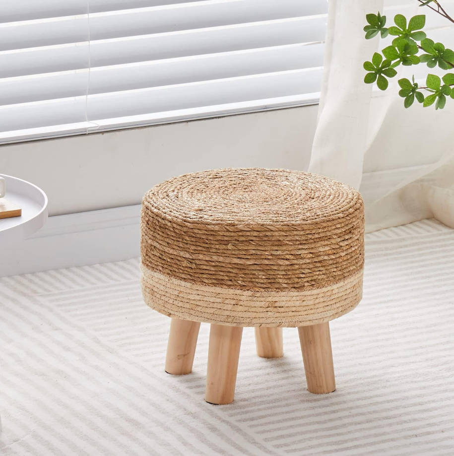 Taburete de pie natural de algas marinas tejidas a mano, otomano redondo para sofá, escritorio, taburete suave acolchado con patas de pino antideslizantes para pasillo, oficina, sala de